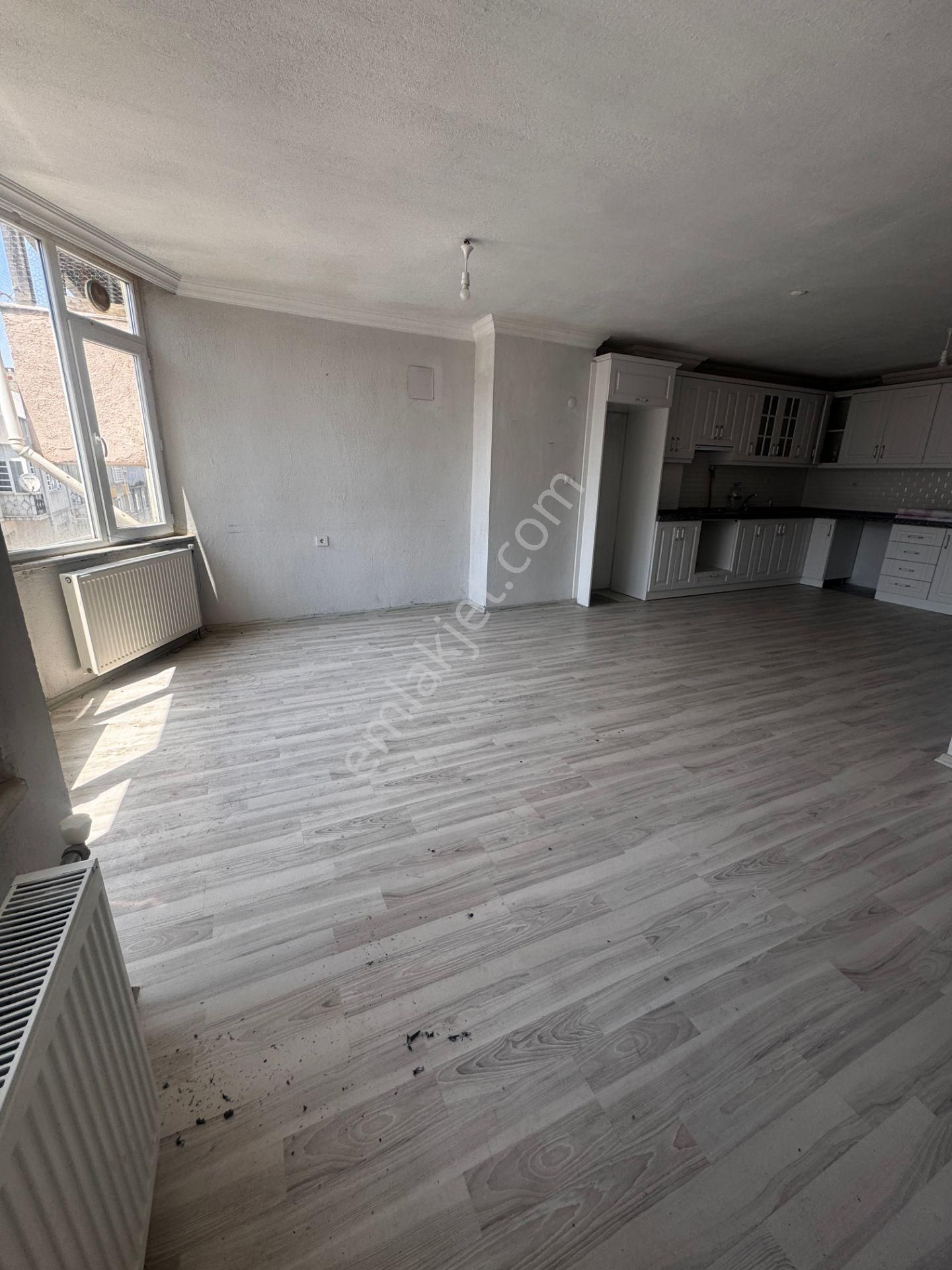 Biga Merkez’de Yüksek Getiri Potansiyeline Sahip Satılık Apartman! - Görsel 6