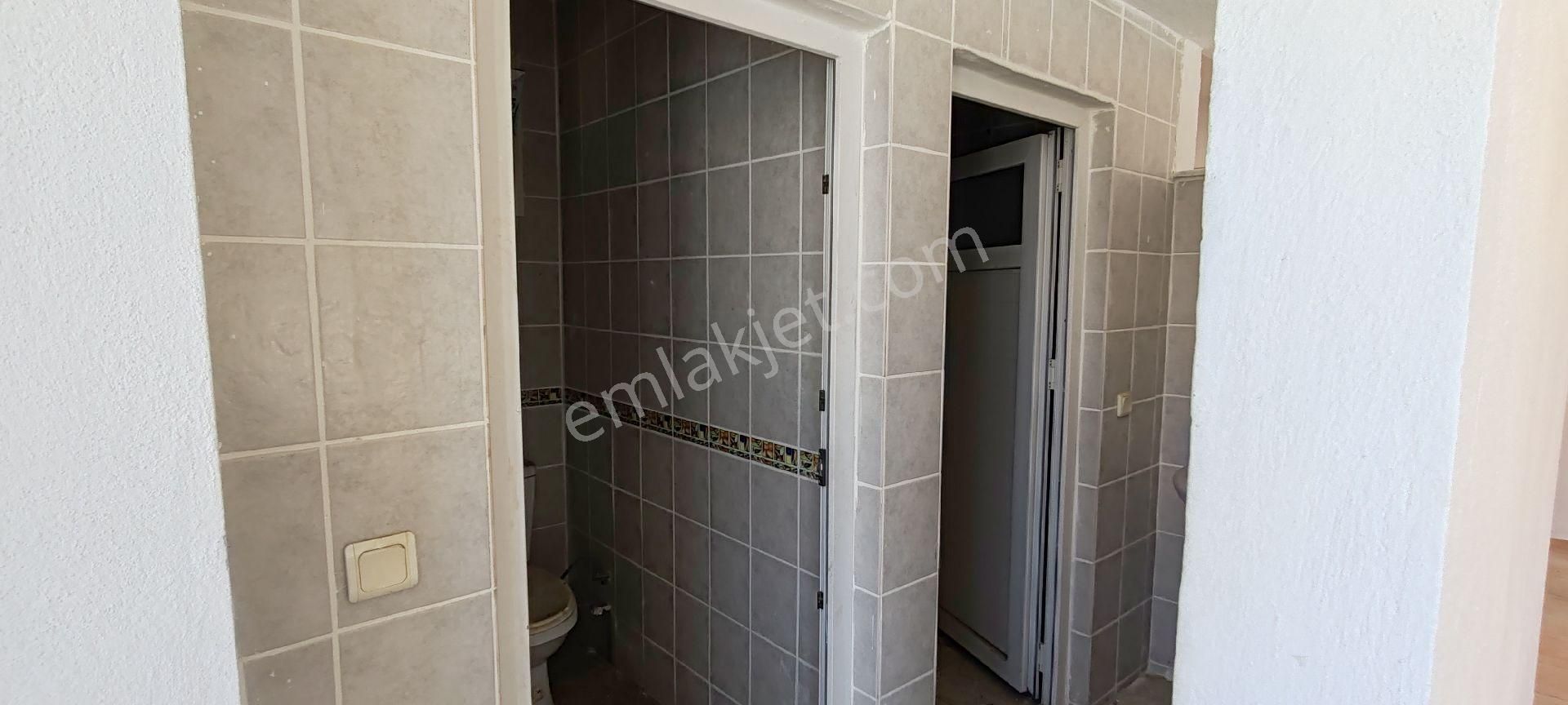 Kuşadası Karaova Mah Kiralık Dükkan - Görsel 12