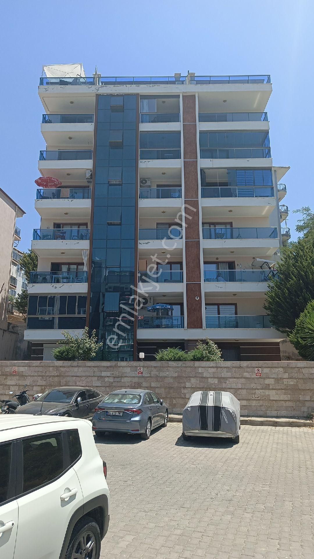Kuşadasında Satılık 1+1 Daire