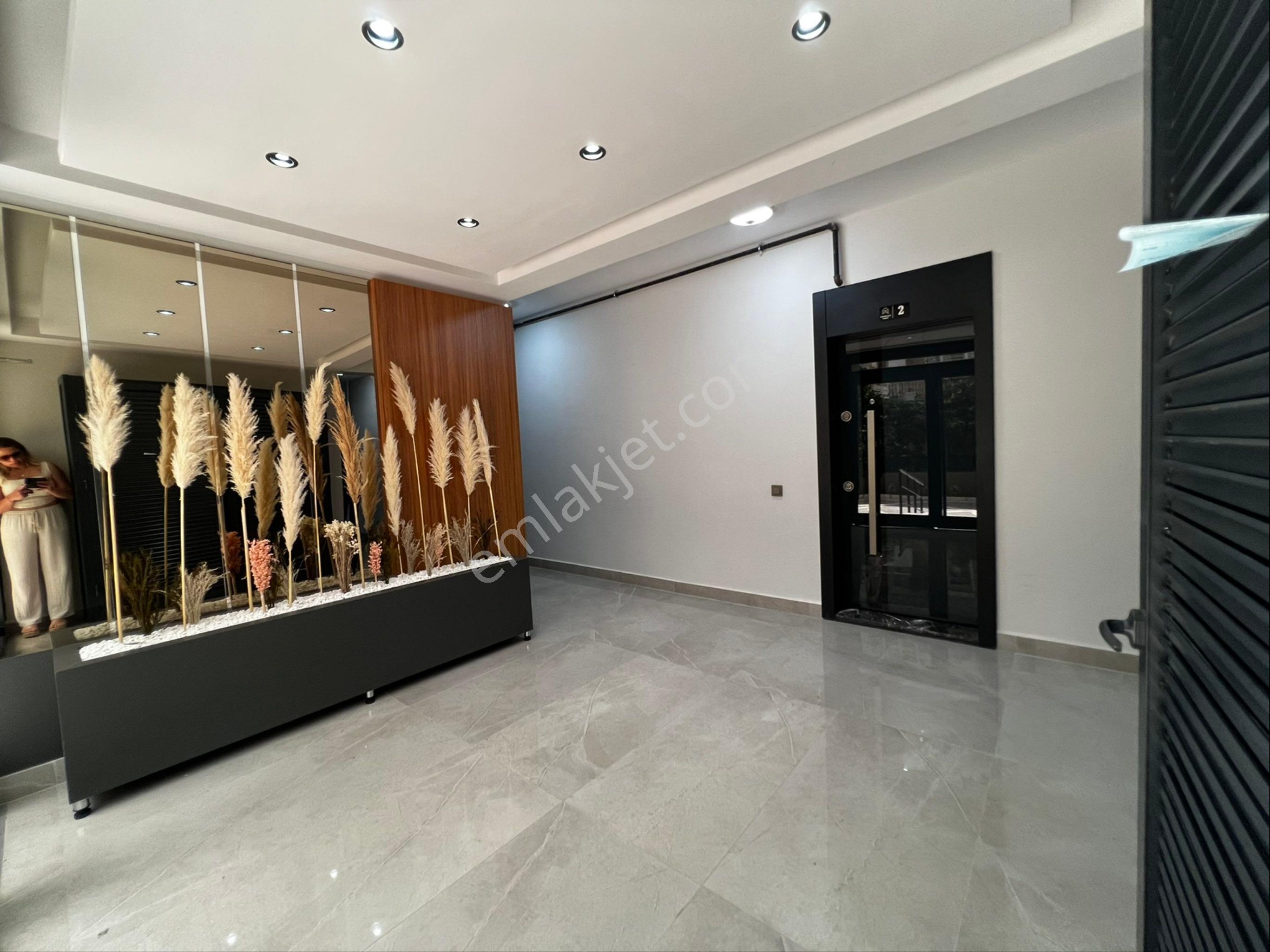 Liman Mahallesi Deniz Manzaralı Lüks Satılık Daire - Görsel 31