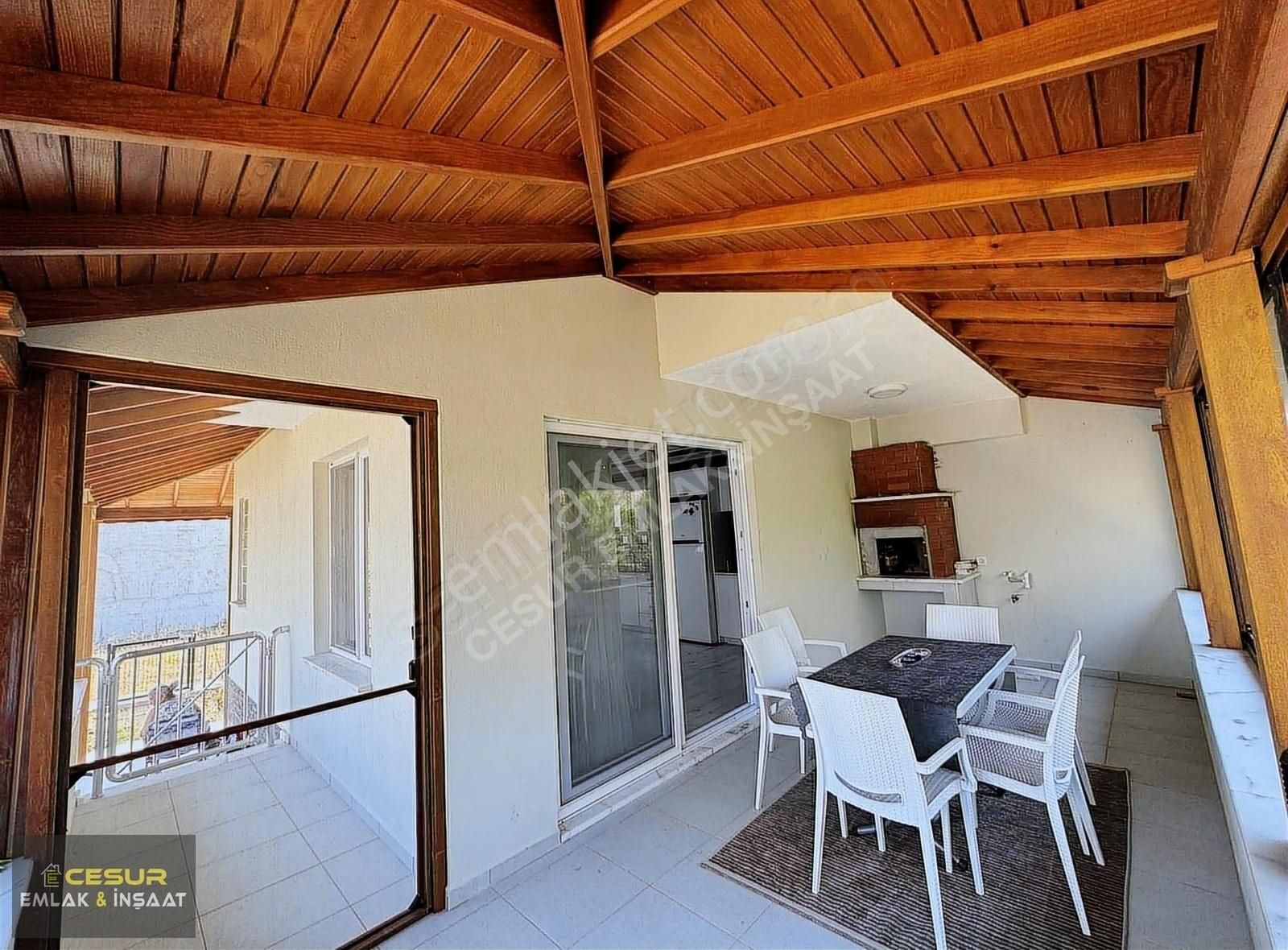 Dikili Gazeteciler Sitesinde Lüks Villa - Görsel 12