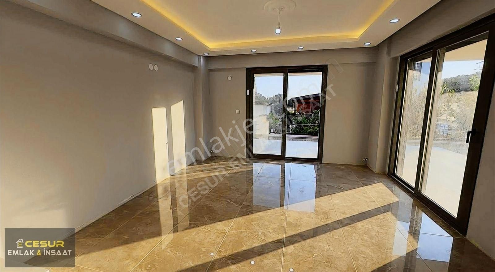 Geniş Bahçeli 5+1 Müstakil Villa - Görsel 9