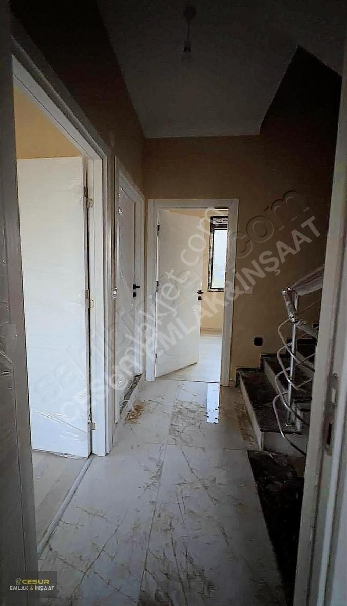 Salihleraltında Satılık Sıfır 4+1 İkiz Villa - Görsel 14