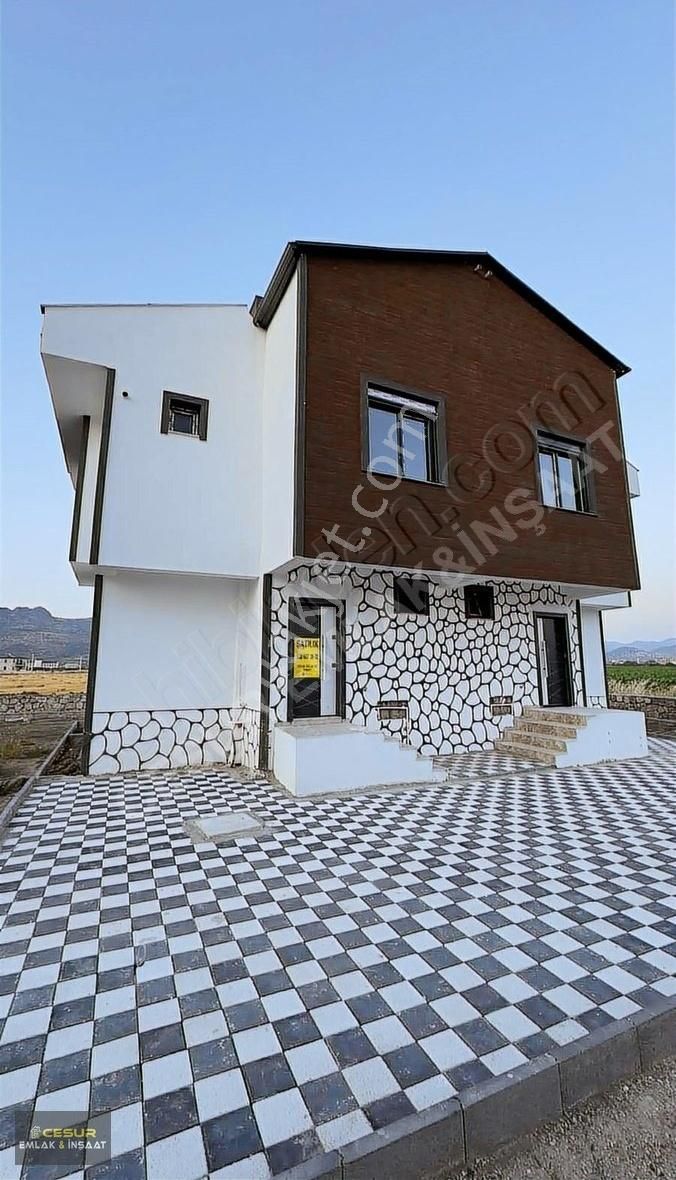 Salihleraltında Satılık Sıfır 4+1 İkiz Villa - Görsel 27