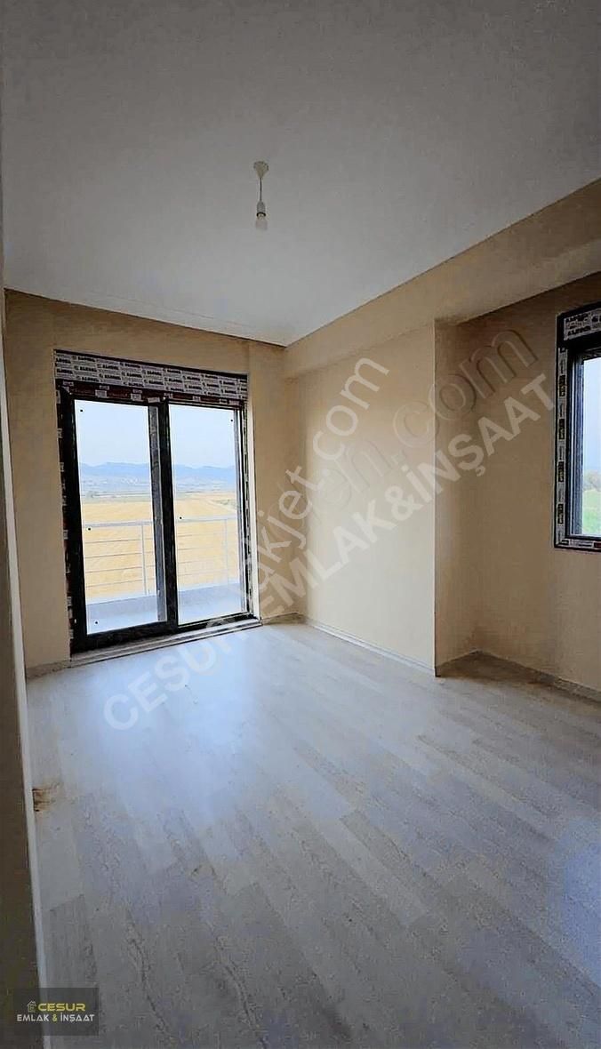 Salihleraltında Satılık Sıfır 4+1 İkiz Villa - Görsel 28