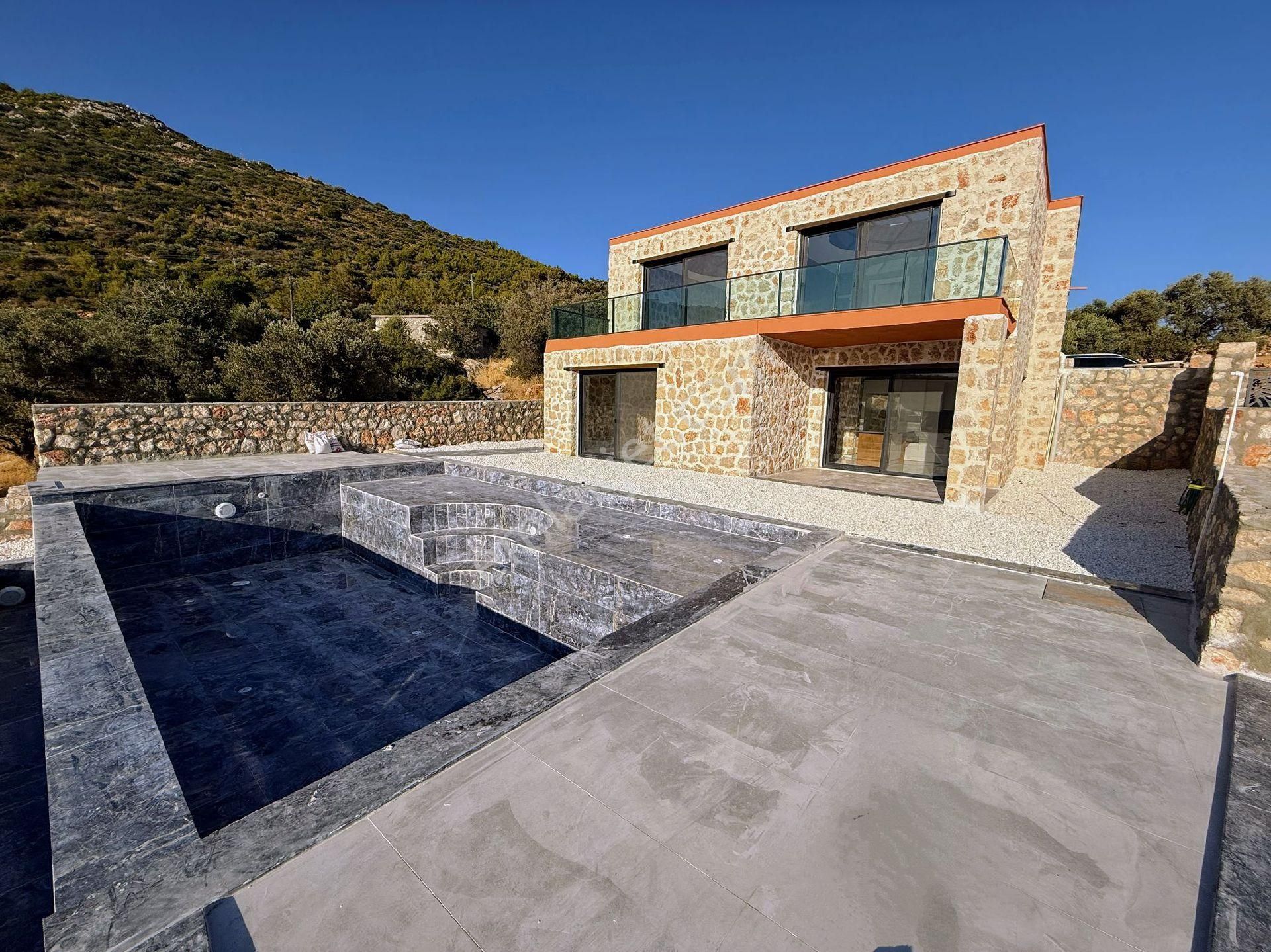 Falcon Dan Gelemişte Muhteşem Villa - Görsel 3