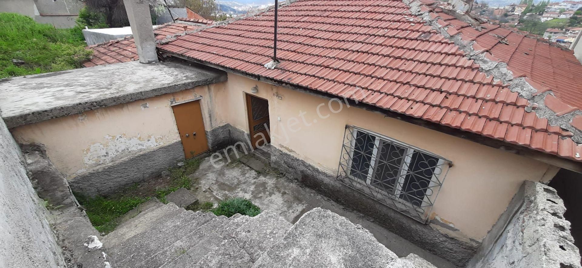 Tekke Mah.satılık Müstakil Ev