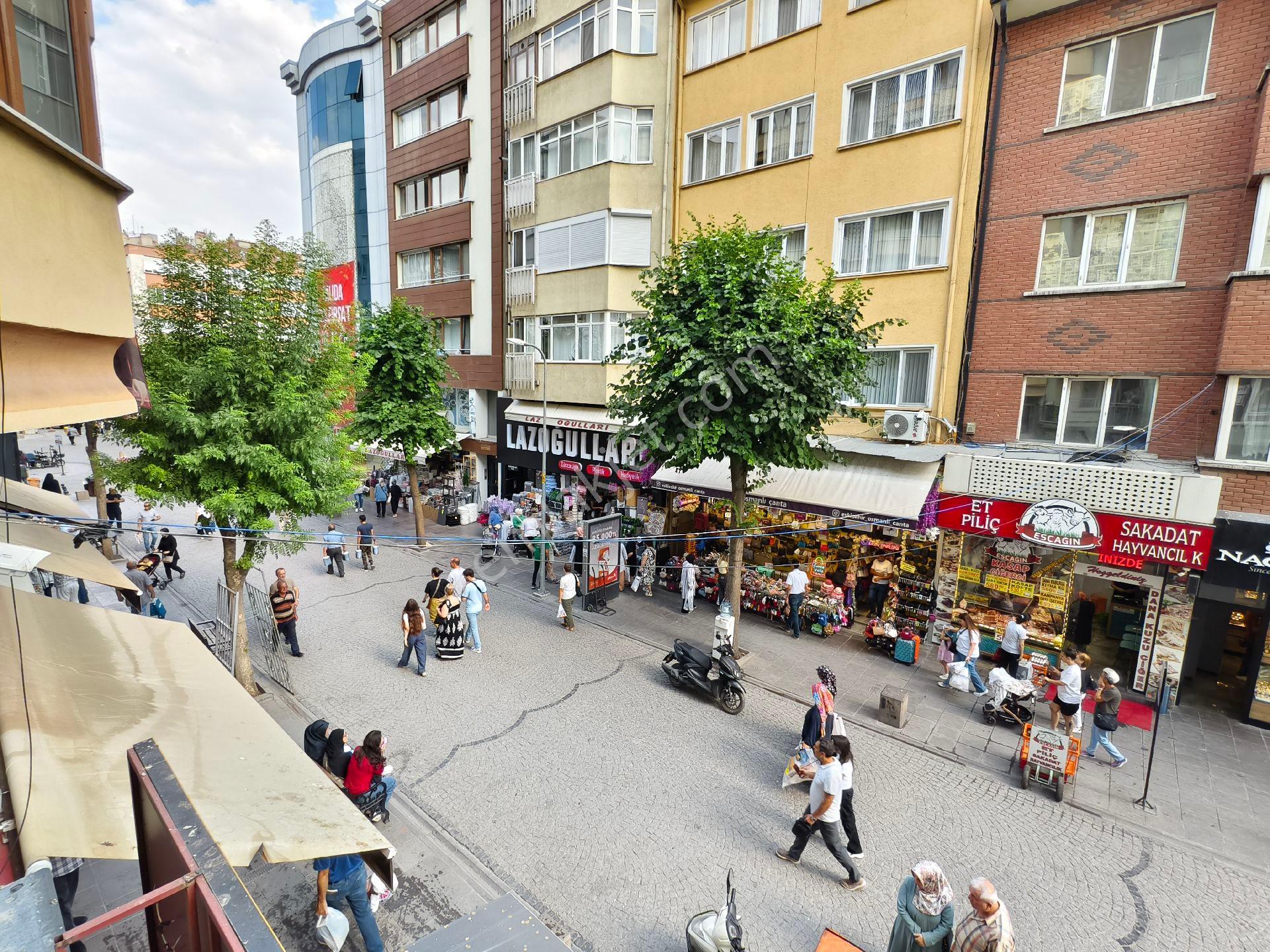 Pera'dan Asarcıklı Caddesinde Fırsat 3+1 Satılık Daire - Görsel 14