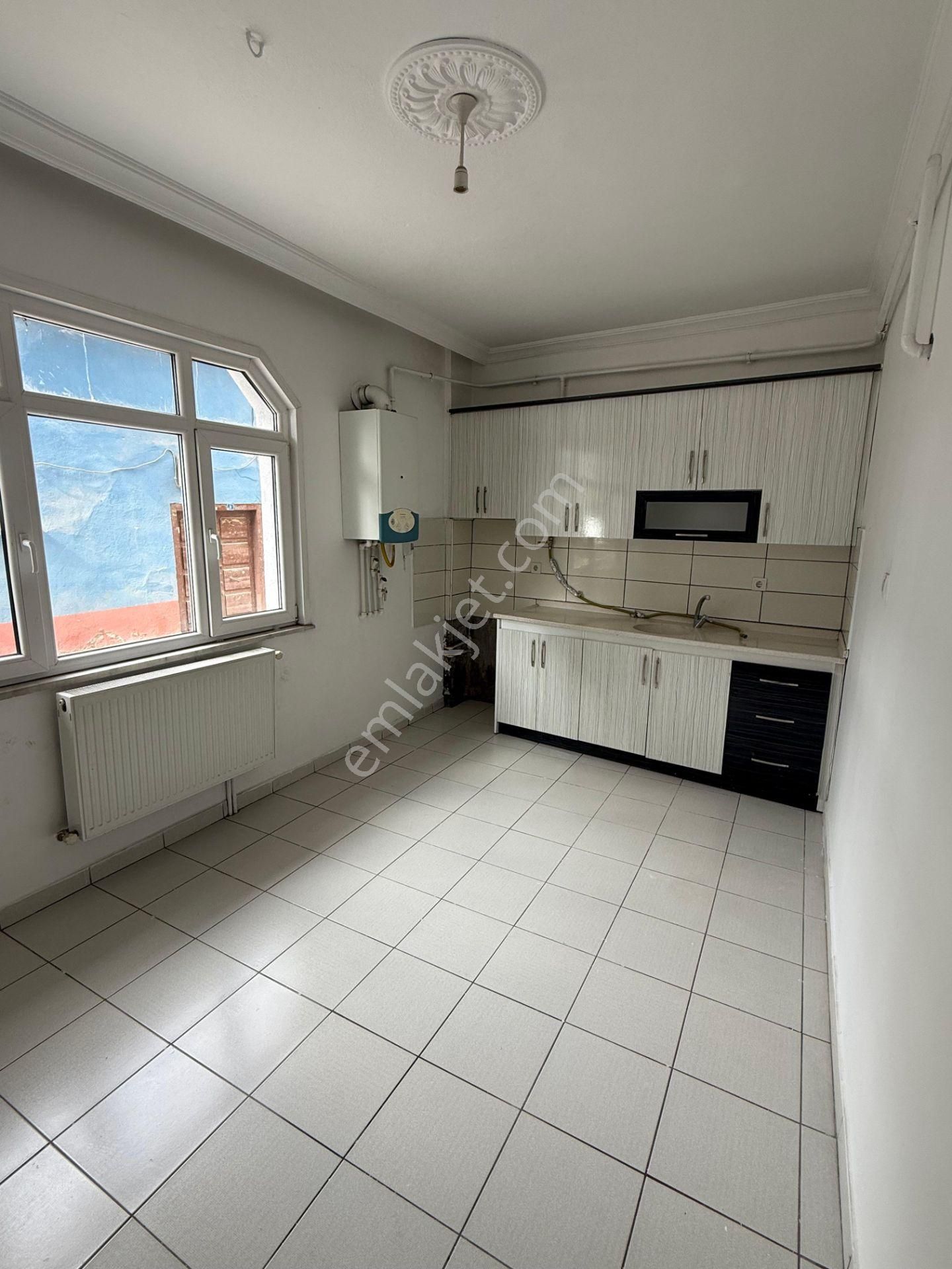 Akın Emlak'tan 2+1 Kiralık Daire