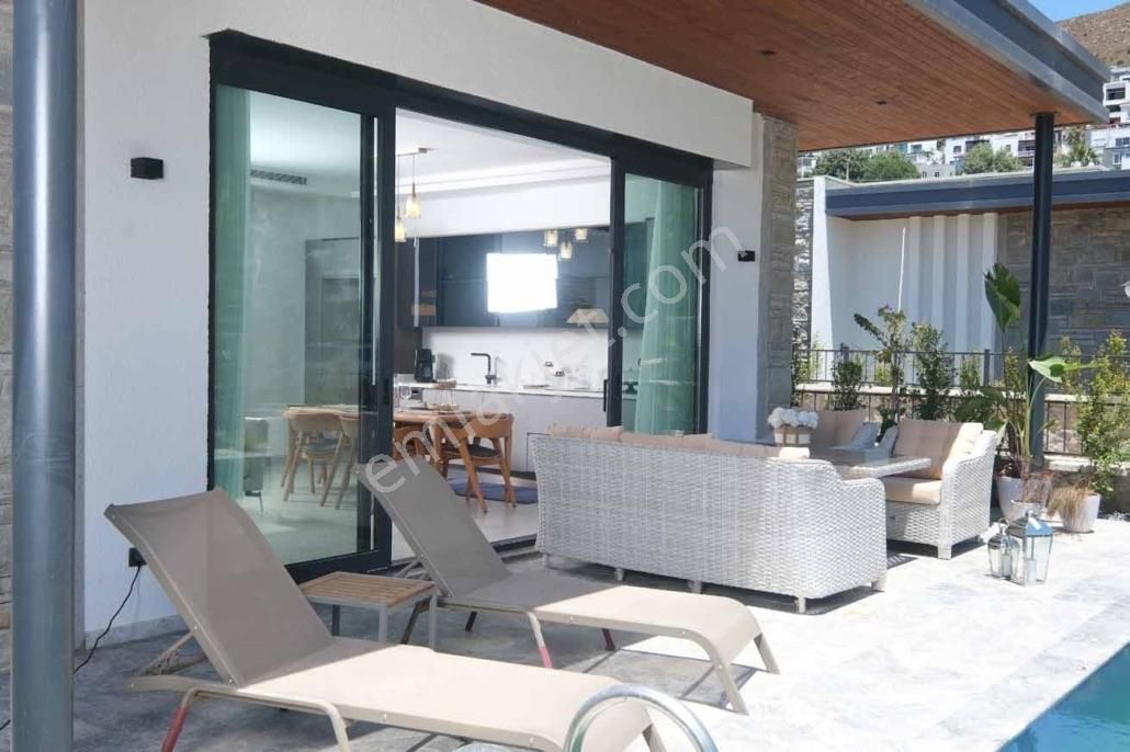 Bodrum Gümüşlük De Denize Sıfır Müstakil Villalar - Görsel 7
