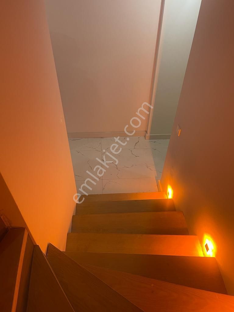 Bodrum Akyarlarda Özel 6+2 Tripleks Villa - Görsel 19