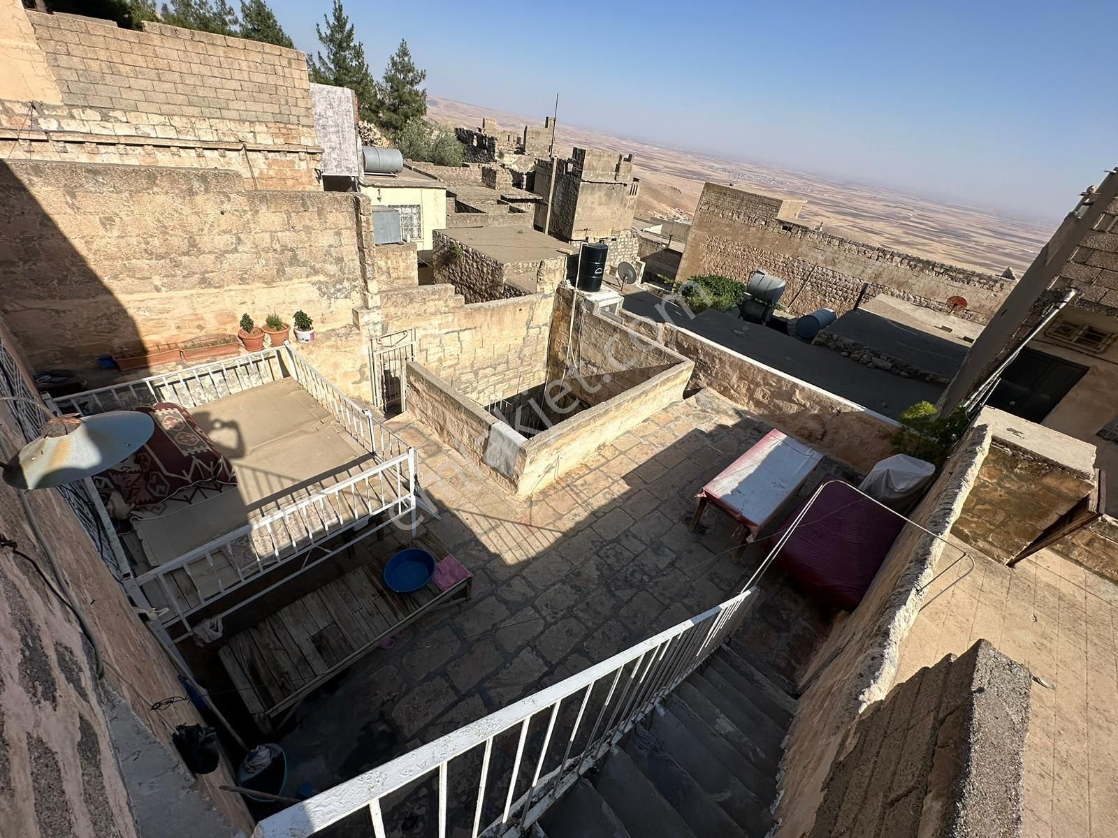 Murat Emlaktan Eski Mardinde Halk Bankası Arkasında Müstakil Taş Evimiz Satılıktır - Görsel 17