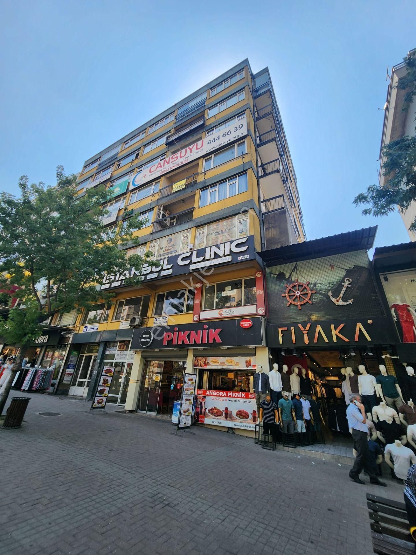 Morina Gayrimenkul'den Fomara'da Cadde Üzeri Kiralık 5+1 İşyeri