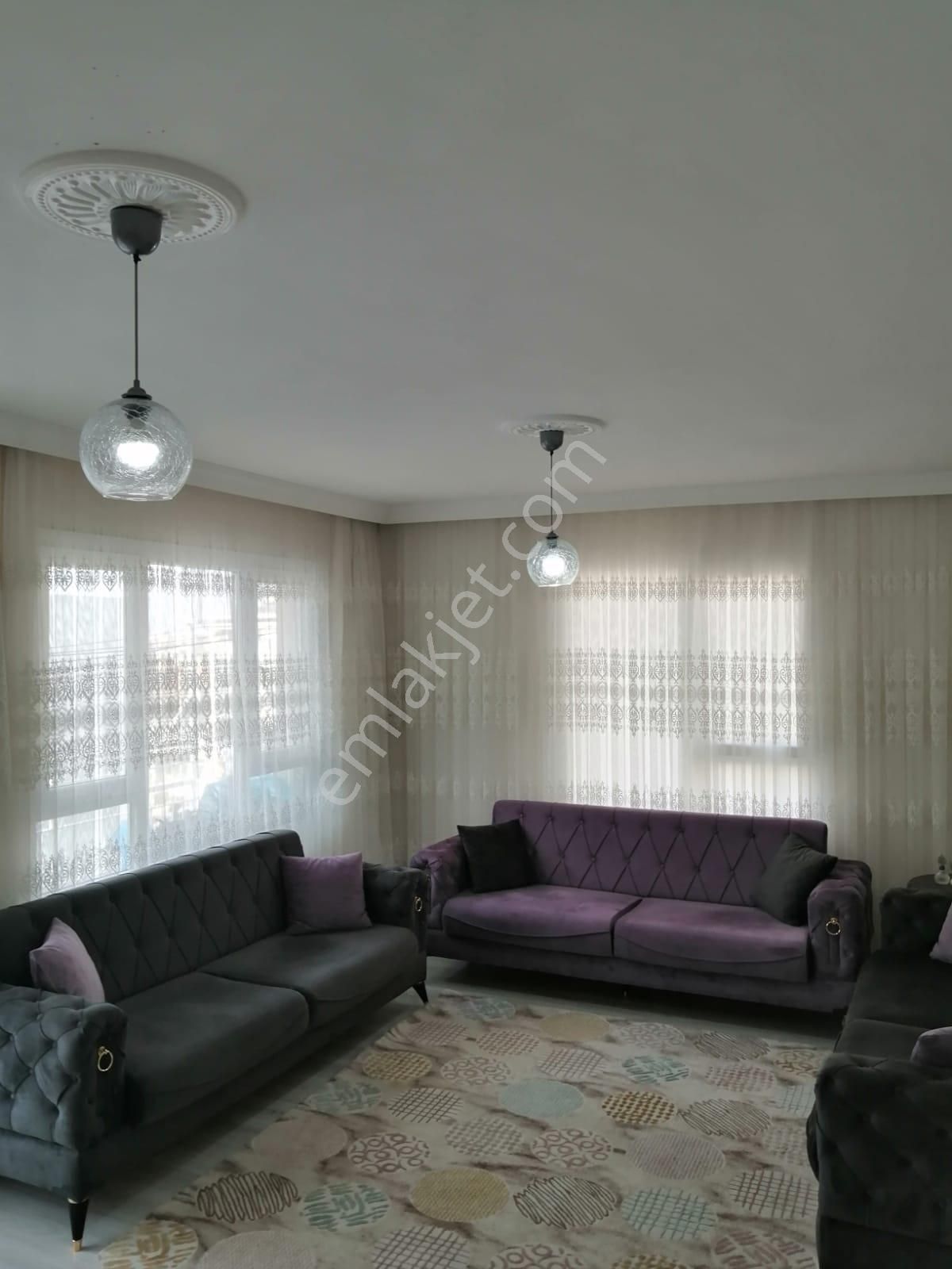 Salihli Erdem Emlaktan Dibek Cd. Üzeri Satılık 3+1 Daire