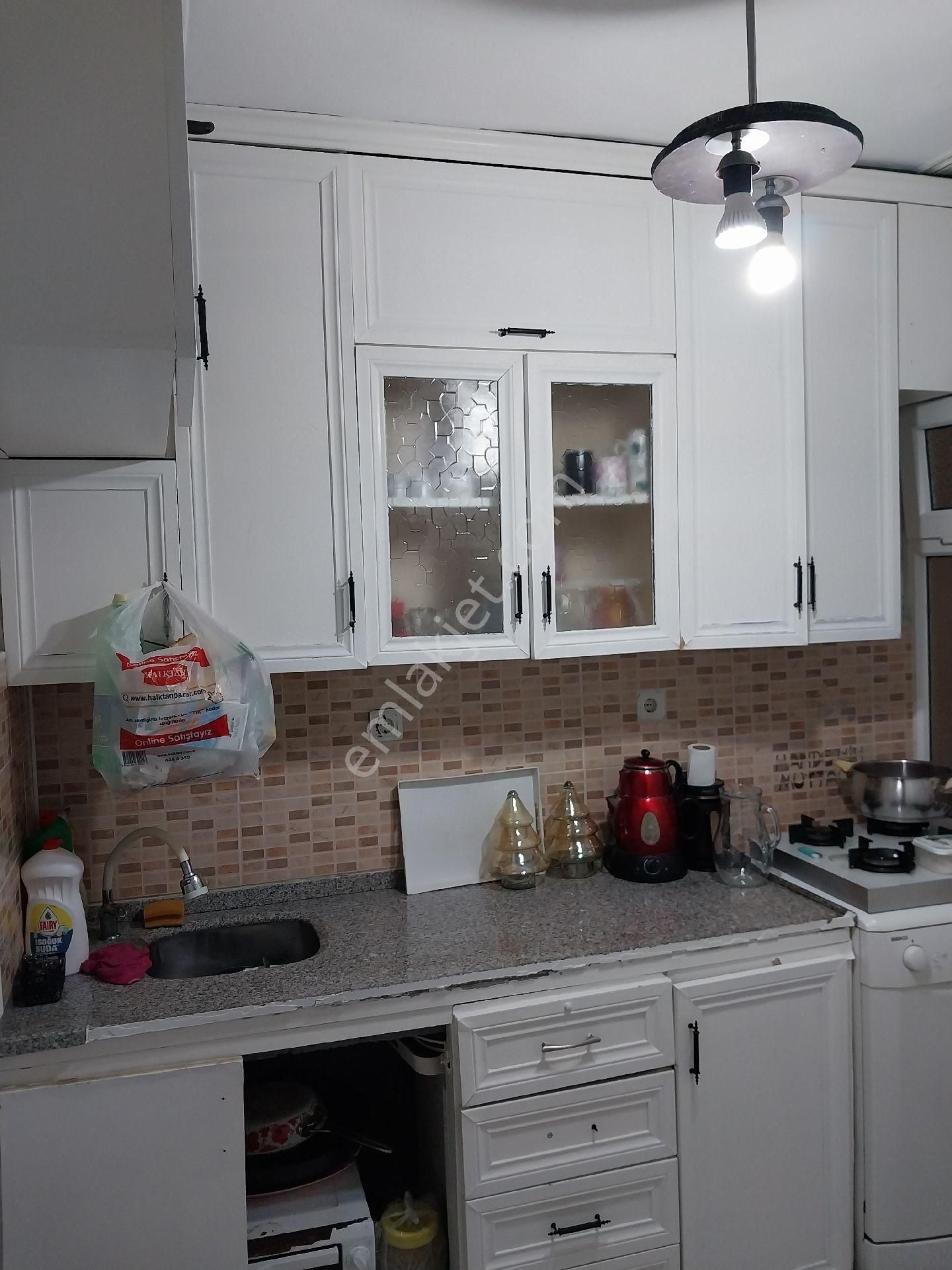 Tekirdağ Süleymanpaşa Gayrimenkulden Satılık Daire Ciftlikonu Mah Karabayır Cad 3kat 2+1 Dogalgazli