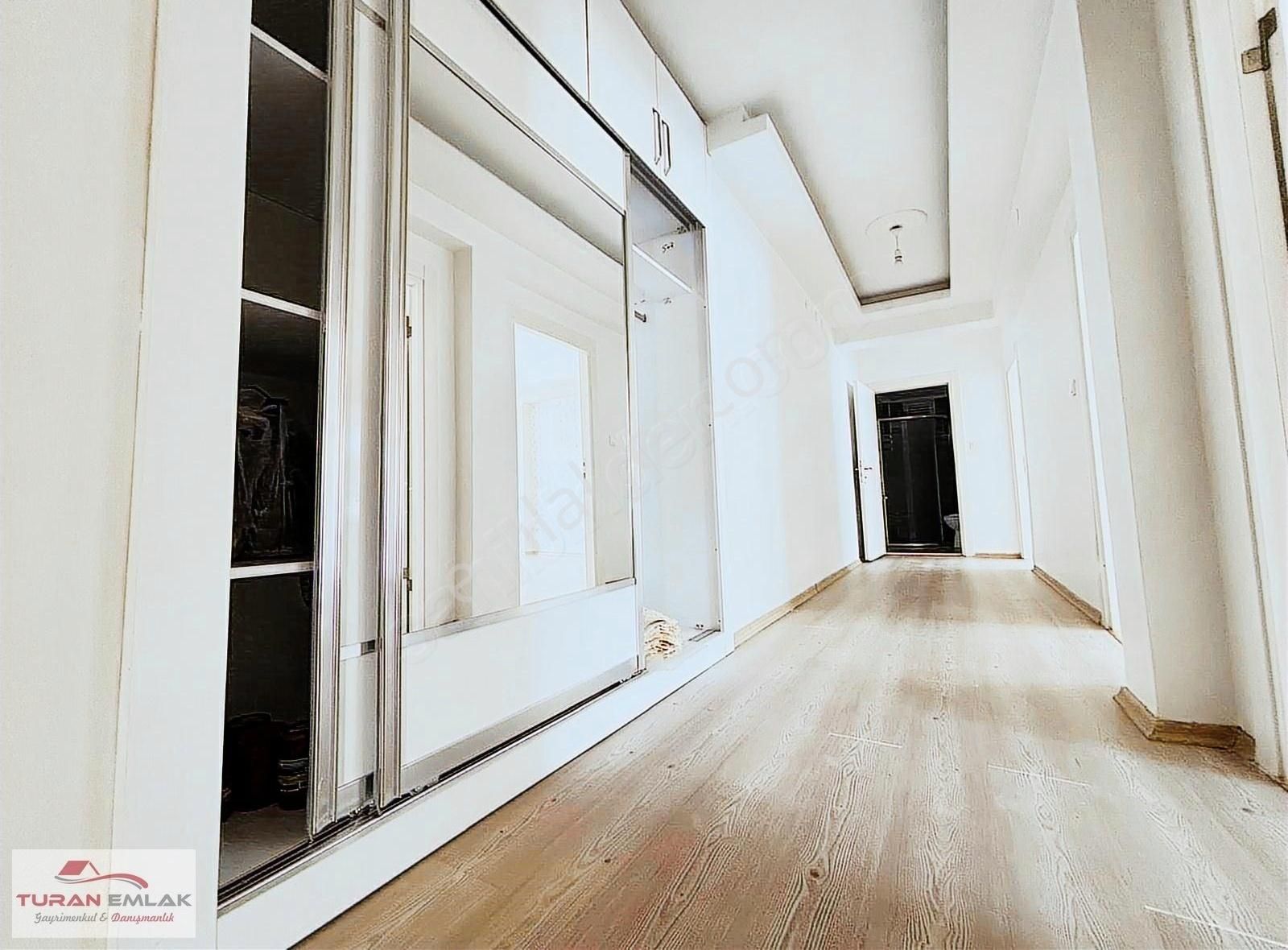 Ayvalı'da Asansörlü Şehir Manzaralı 6+2 Dublex Daire - Görsel 28