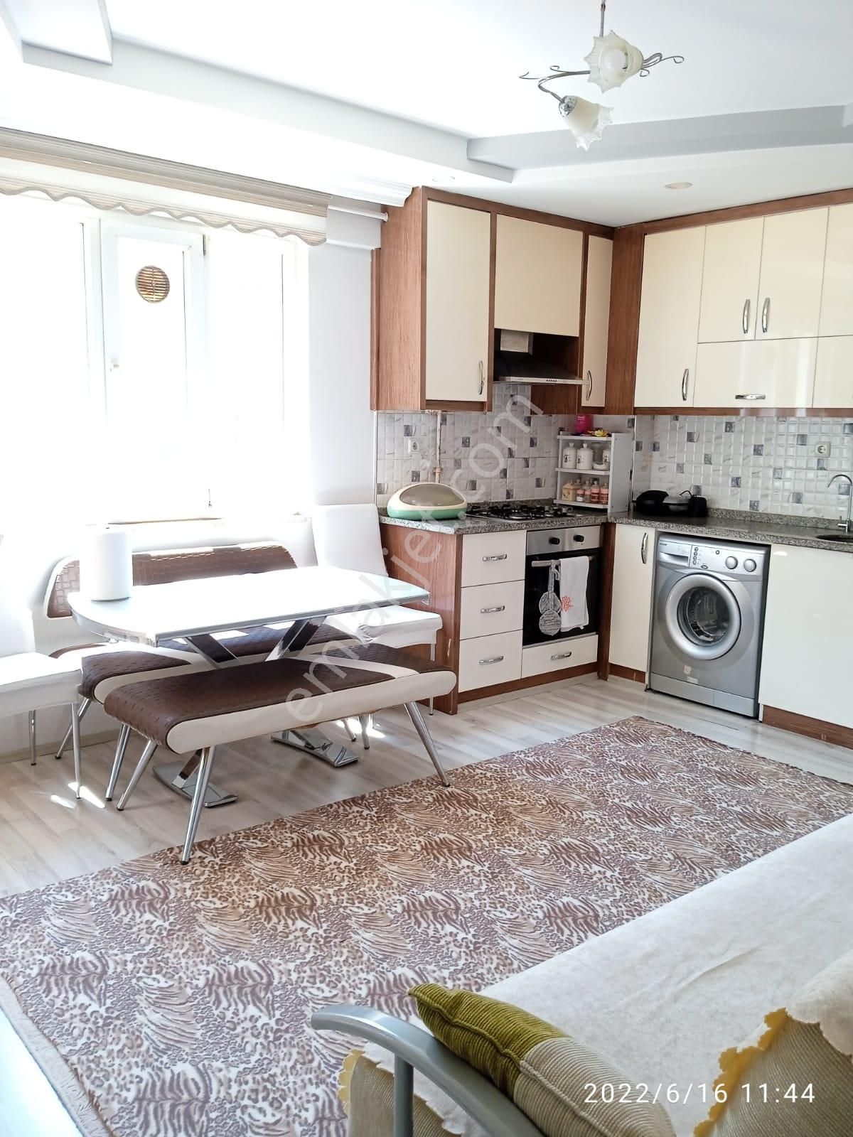 Denizli Merkez Zeytinköyde 3+1165 M2 Arakat Masrafsız Kredili Acil Satılık Daire