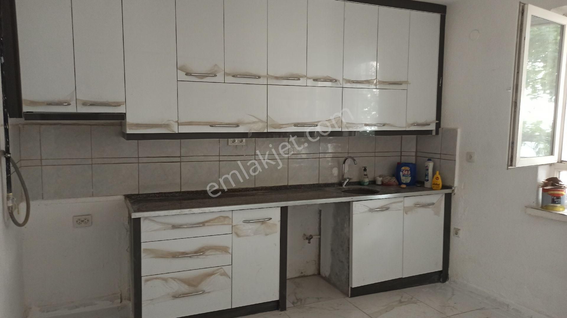 Zafer Mah. Kombili Bahçe Katı 2+1 Daire