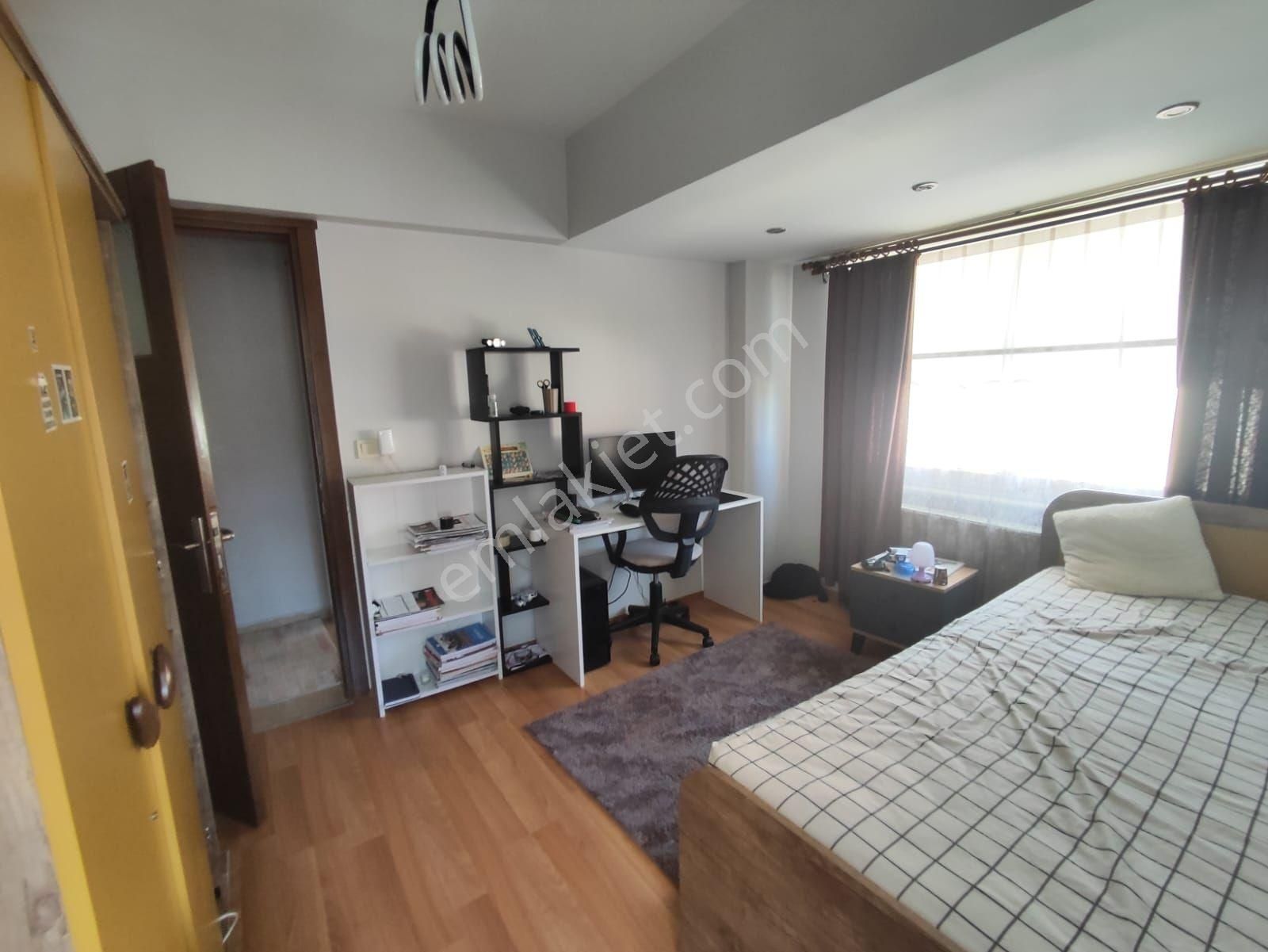 Zafer Mah. Sıralı Marketler Mevkii Satılık 3+1 136 M2 Daire - Görsel 3