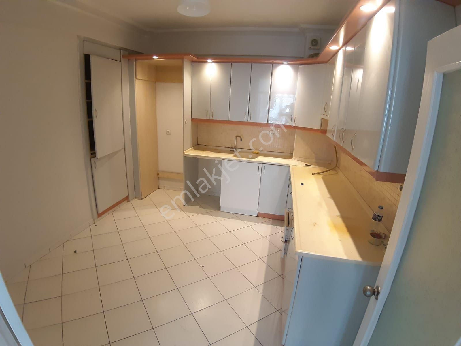 Samsun İlkadım 19 Mayıs Mahallesi'nde Şehir Merkezinde 3+1 Kiralık Daire