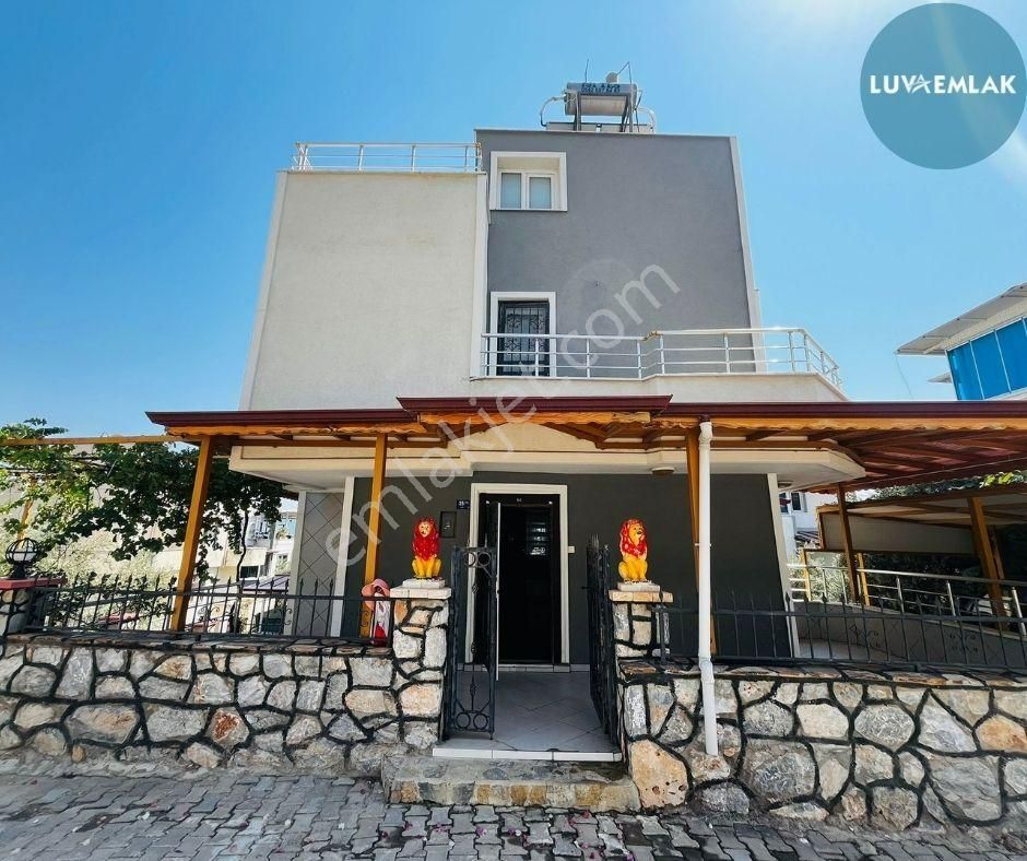 Didim Akbükte Panoramik Deniz Manzaralı Merkezii Konumda Site İçi Müstakiil Villa - Görsel 5