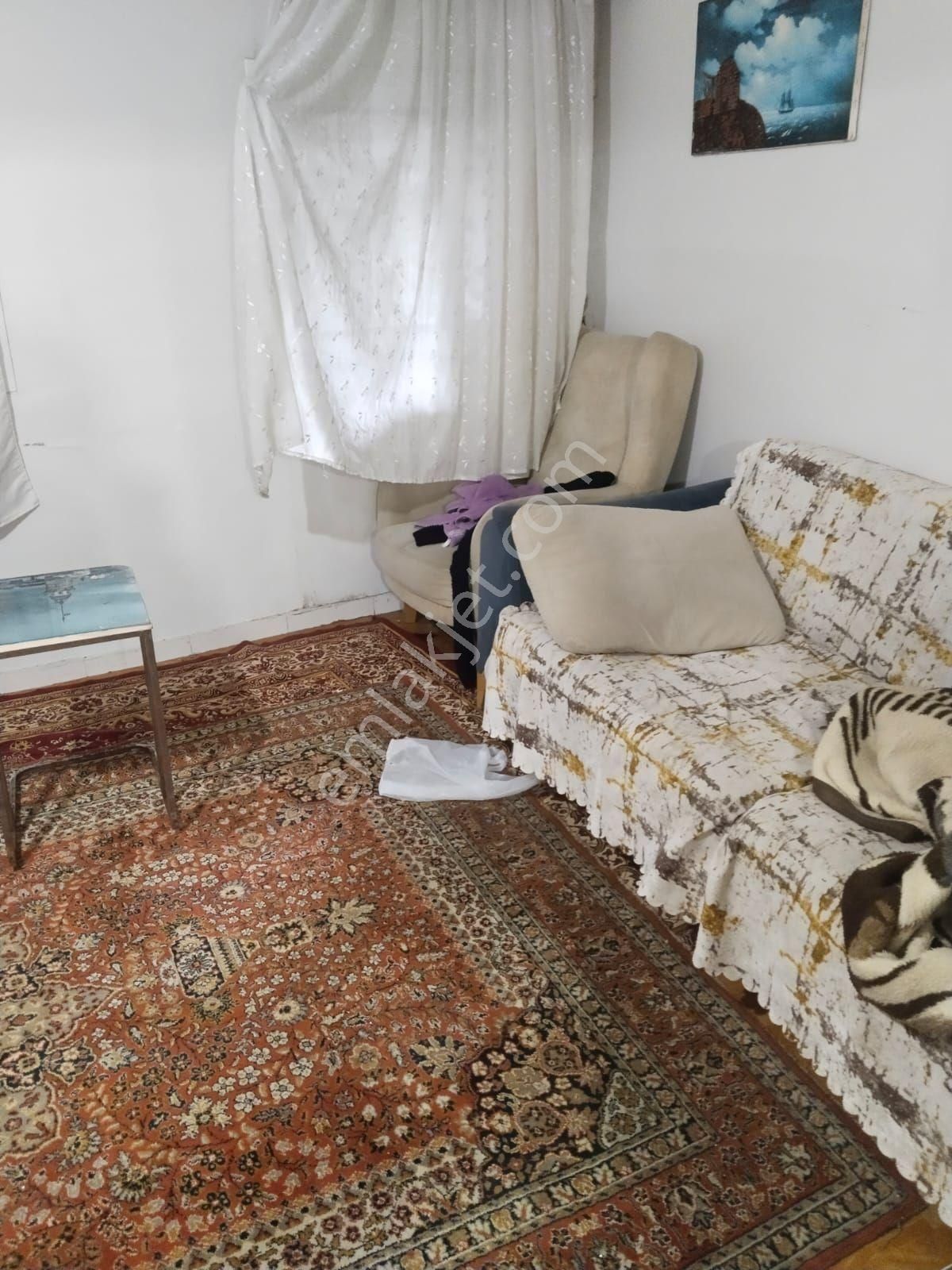 Eşyalı Bekar İcin Kiralık Daire Sultangazi Esentepe Mah Kartal Emlak Tan