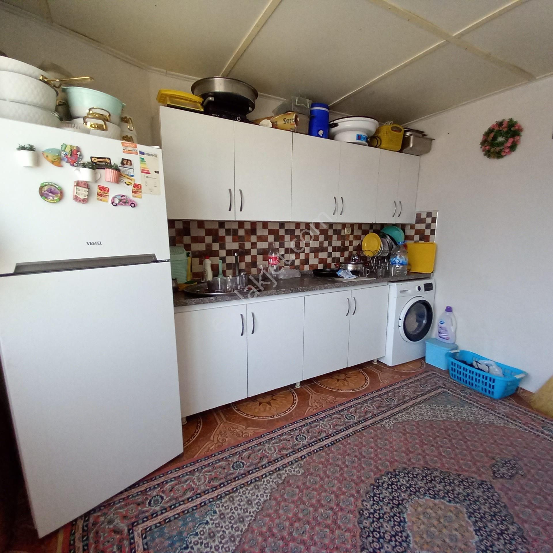 Dönertaş Emlaktan Kuyucak Merkezde Müstakil Ev - Görsel 2