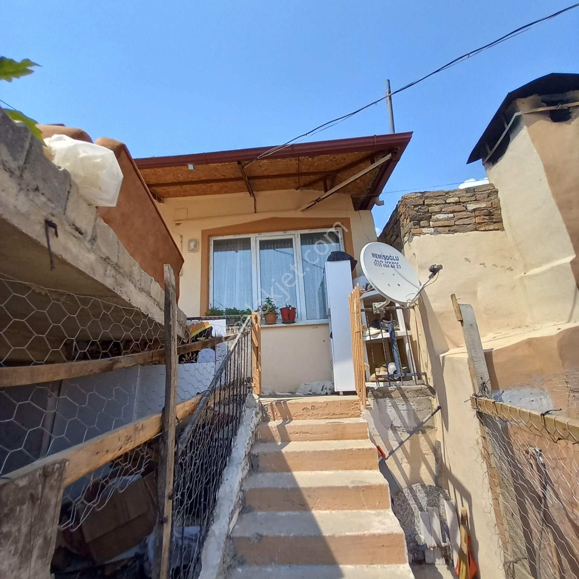 Dönertaş Emlaktan Kuyucak Merkezde Müstakil Ev - Görsel 32