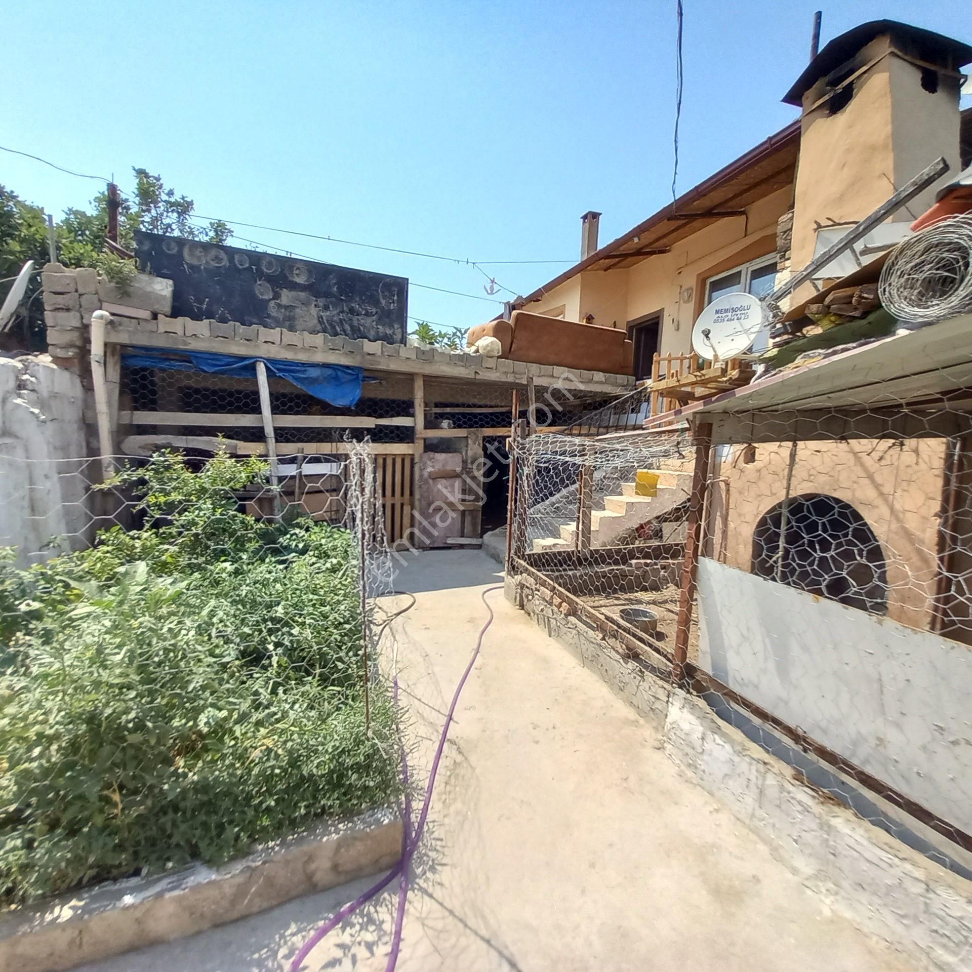 Dönertaş Emlaktan Kuyucak Merkezde Müstakil Ev - Görsel 31