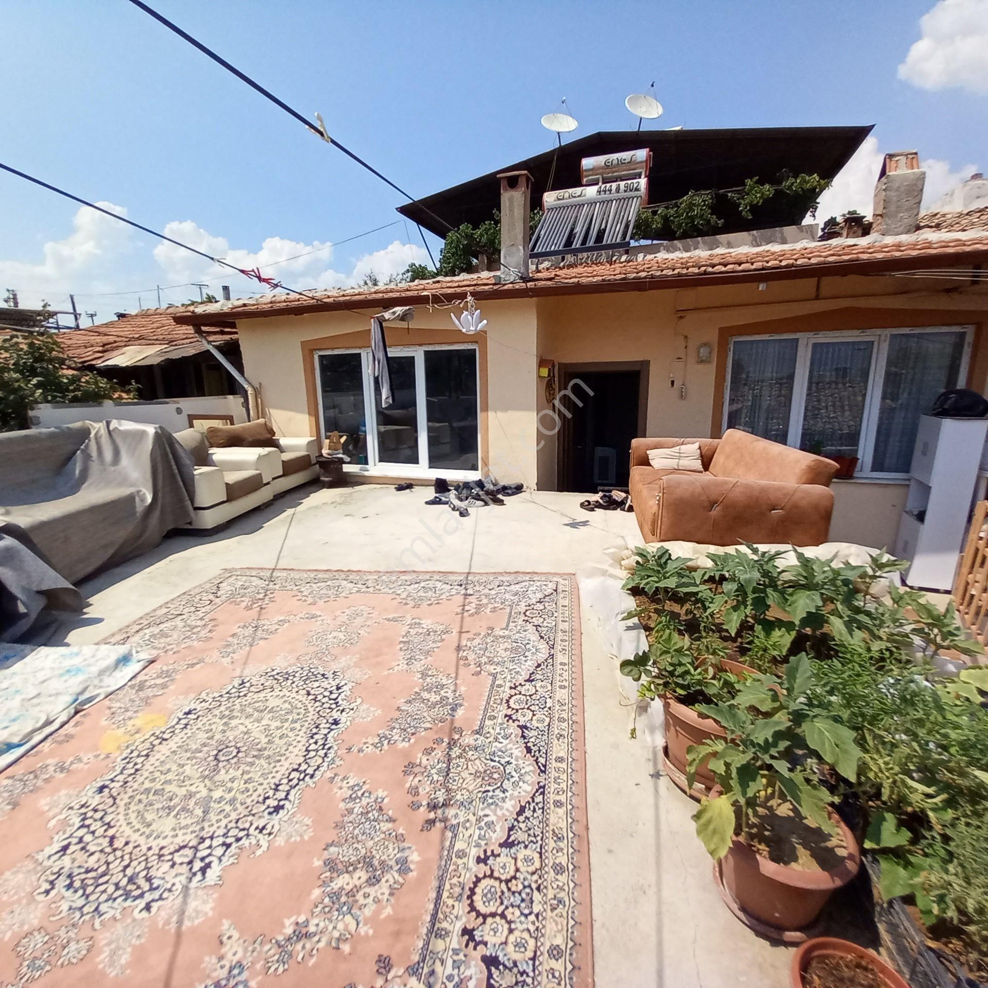 Dönertaş Emlaktan Kuyucak Merkezde Müstakil Ev - Görsel 20