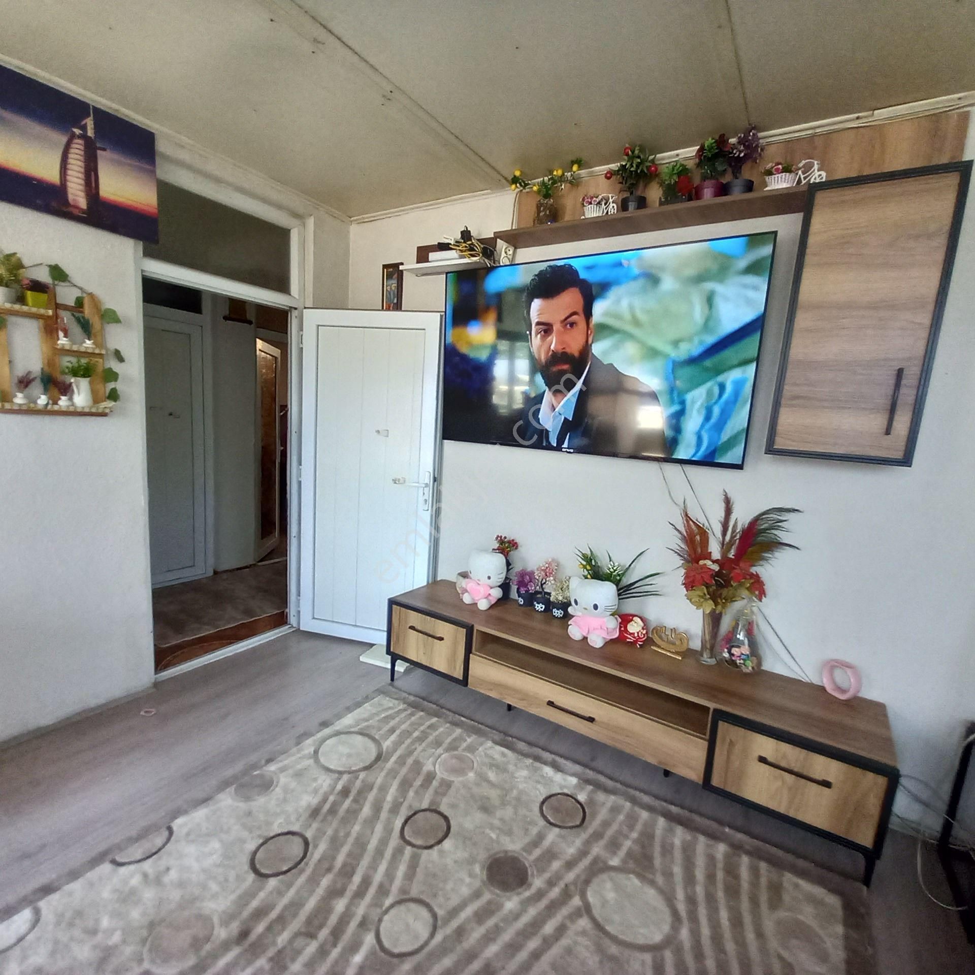 Dönertaş Emlaktan Kuyucak Merkezde Müstakil Ev - Görsel 9