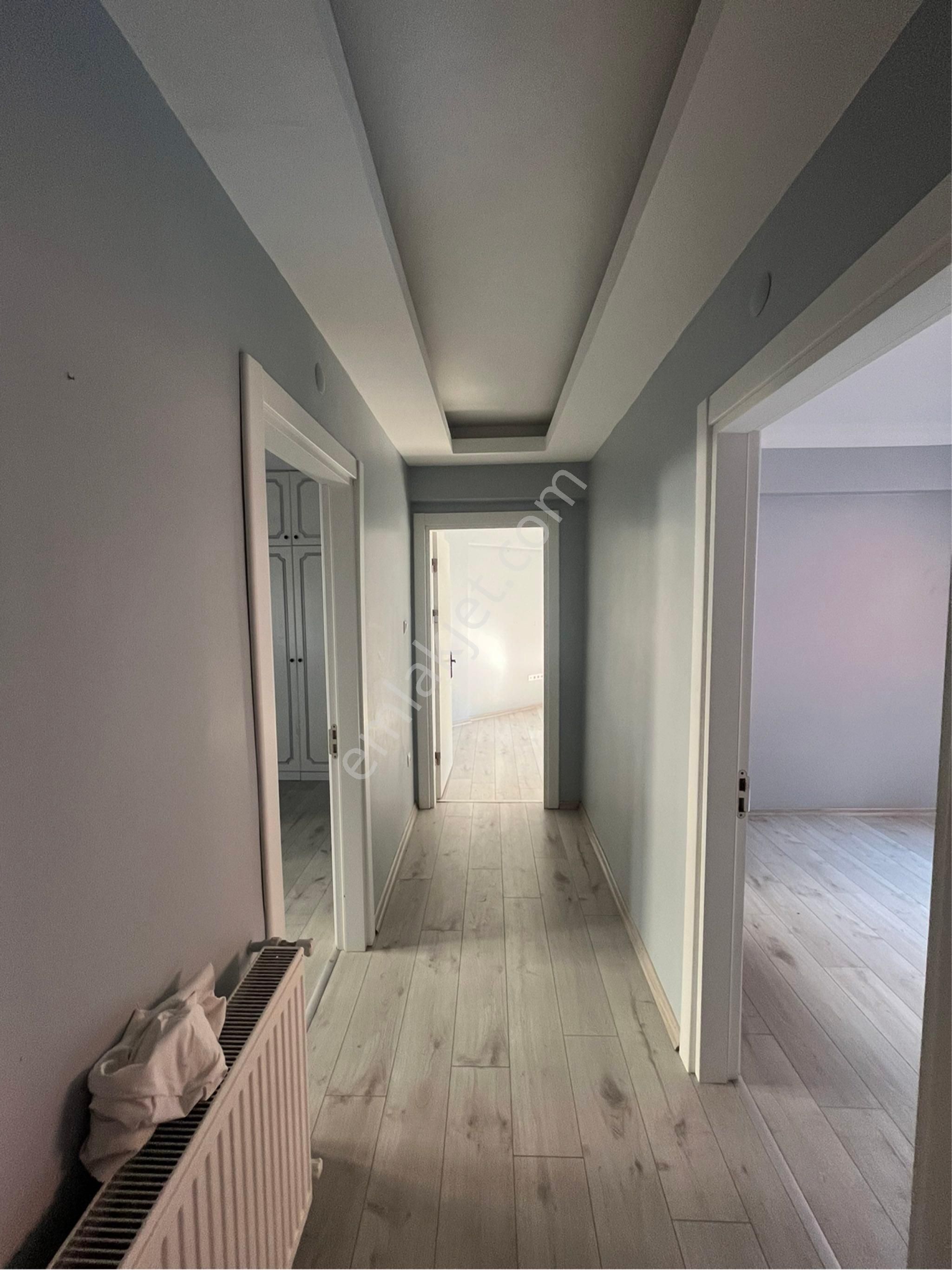 İlkadım Rasathanede Kiralık İçi Yapılı 2+1 Daire