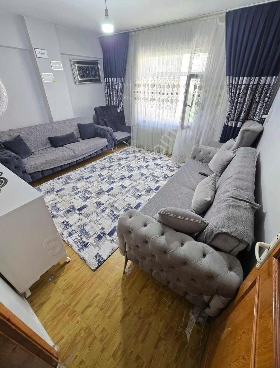 Şahin İnşaat..kazım Karabekir..2.kat..balkonlu..98m2..