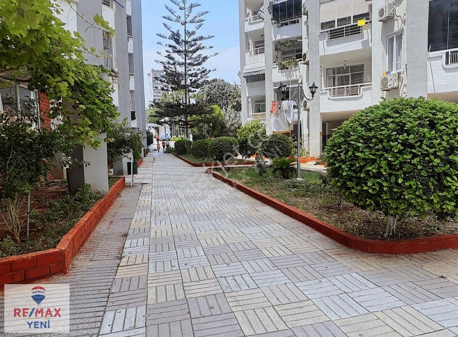 Mersin Şoray 2 Sitesinde Kiralık 1+1 Eşyalı Daire
