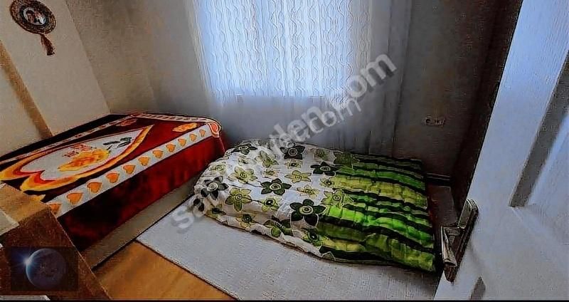 Buca Göksu Mah/de Satılık 2+1 Arakat D.gazlı Daire