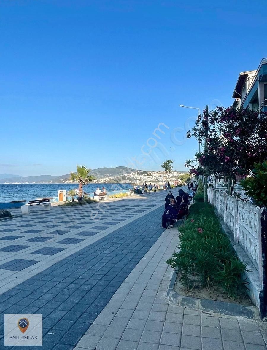Anıl Emlak'tan Güzelyalı'da Denize Yakın 2+1 Satılık Daire