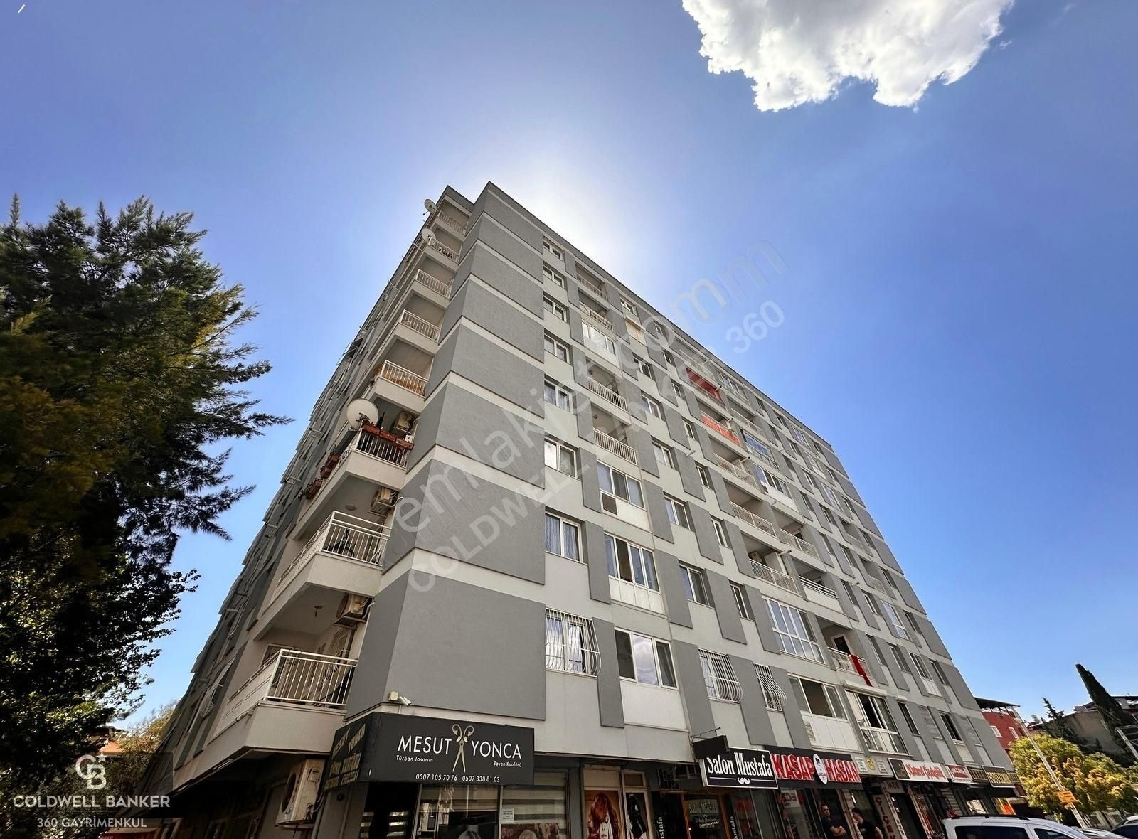 Bayraklı Manavkuyu Mahallesinde Merkezi Konumda, 3+1 Daire