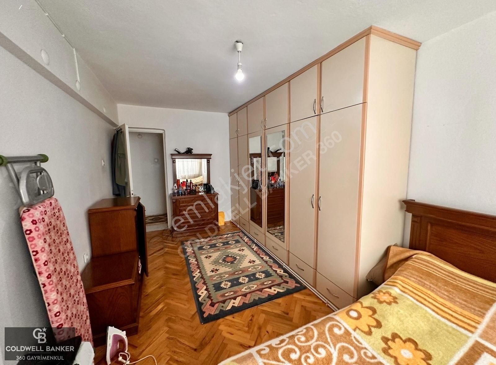 Bayraklı Manavkuyu Mahallesinde Merkezi Konumda, 3+1 Daire - Görsel 14