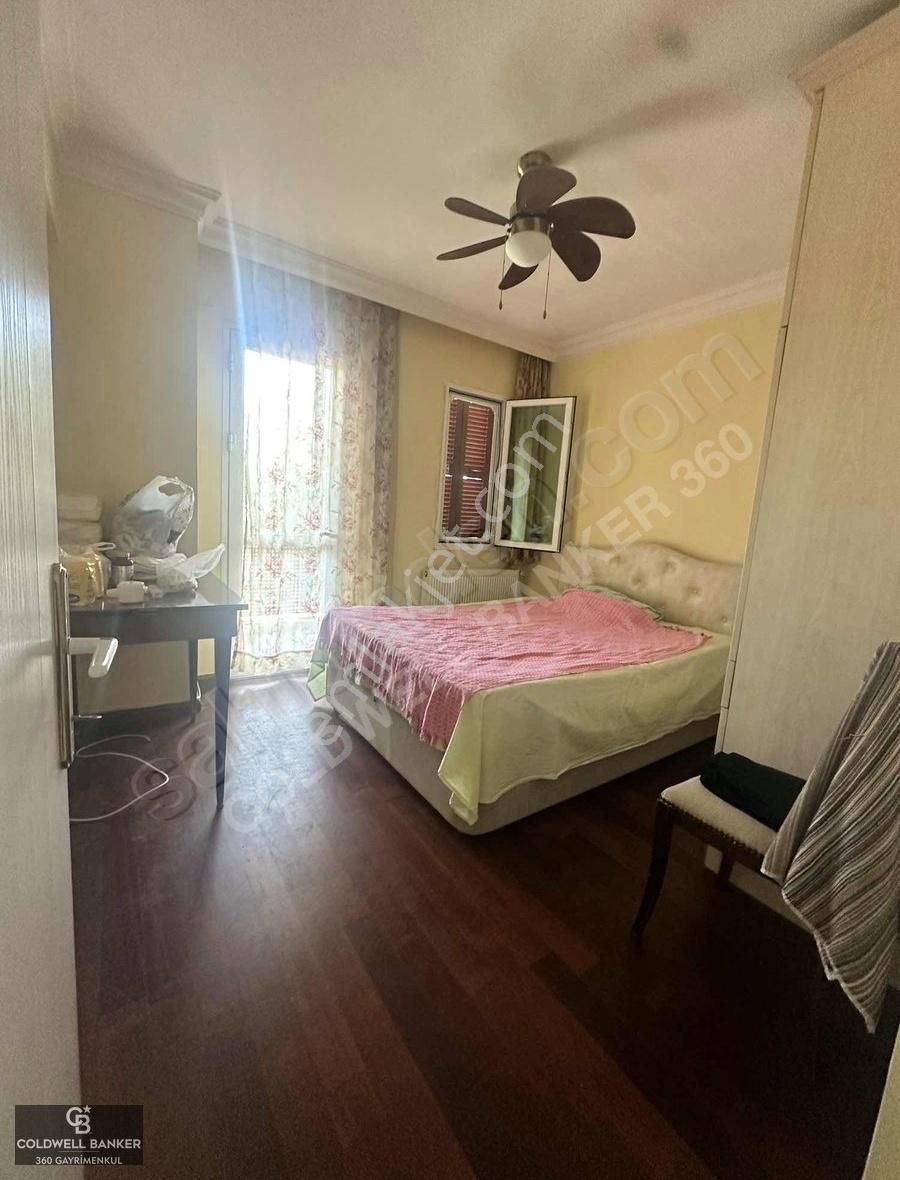 Çeşme Sakarya Mahallesi'nde Site İçinde 3+1 Kiralık Villa - Görsel 24