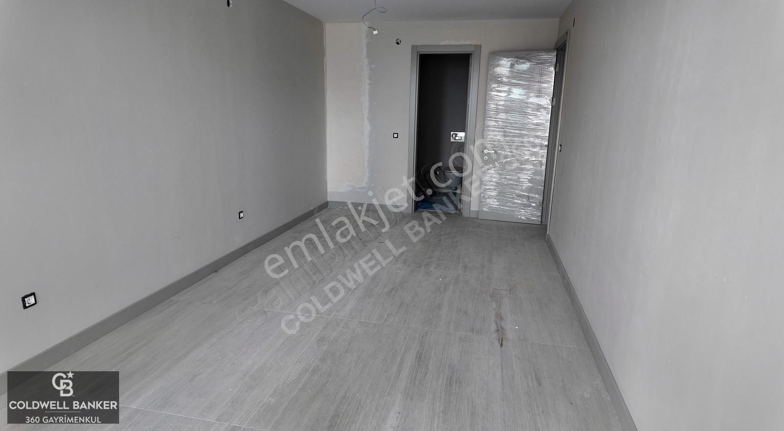 Megapol İzmir'de Deniz Manzaralı Yatırımlık Home Ofis - Görsel 12