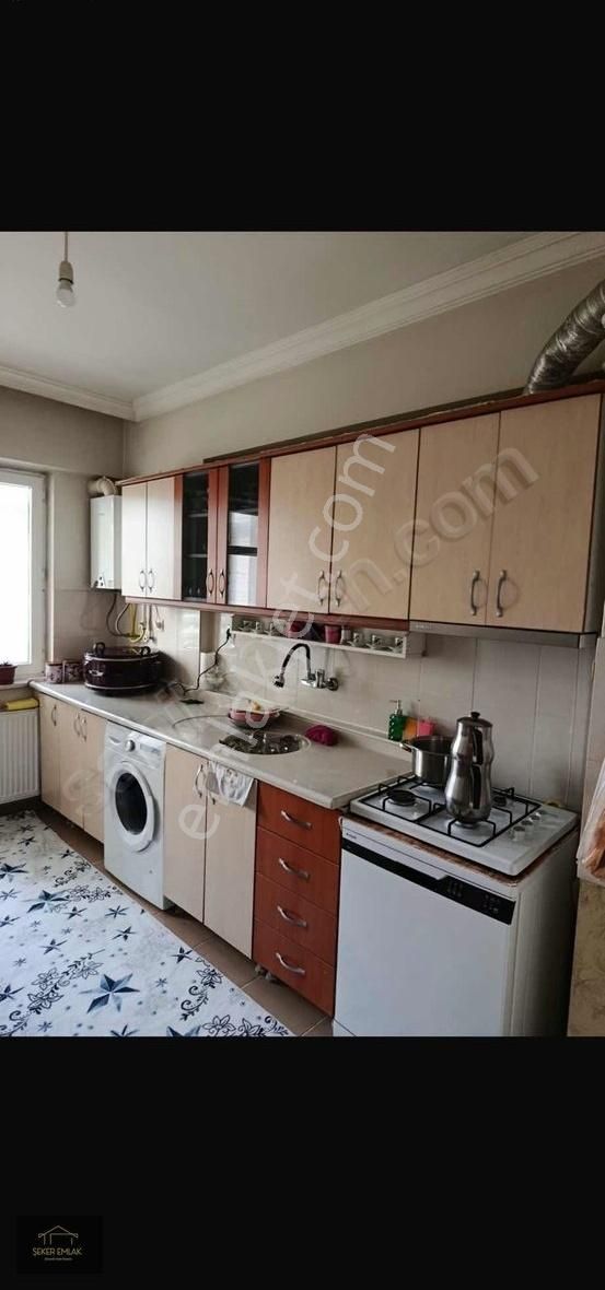 30 Ağustosta 2+1 100m2 Satılık Daire
