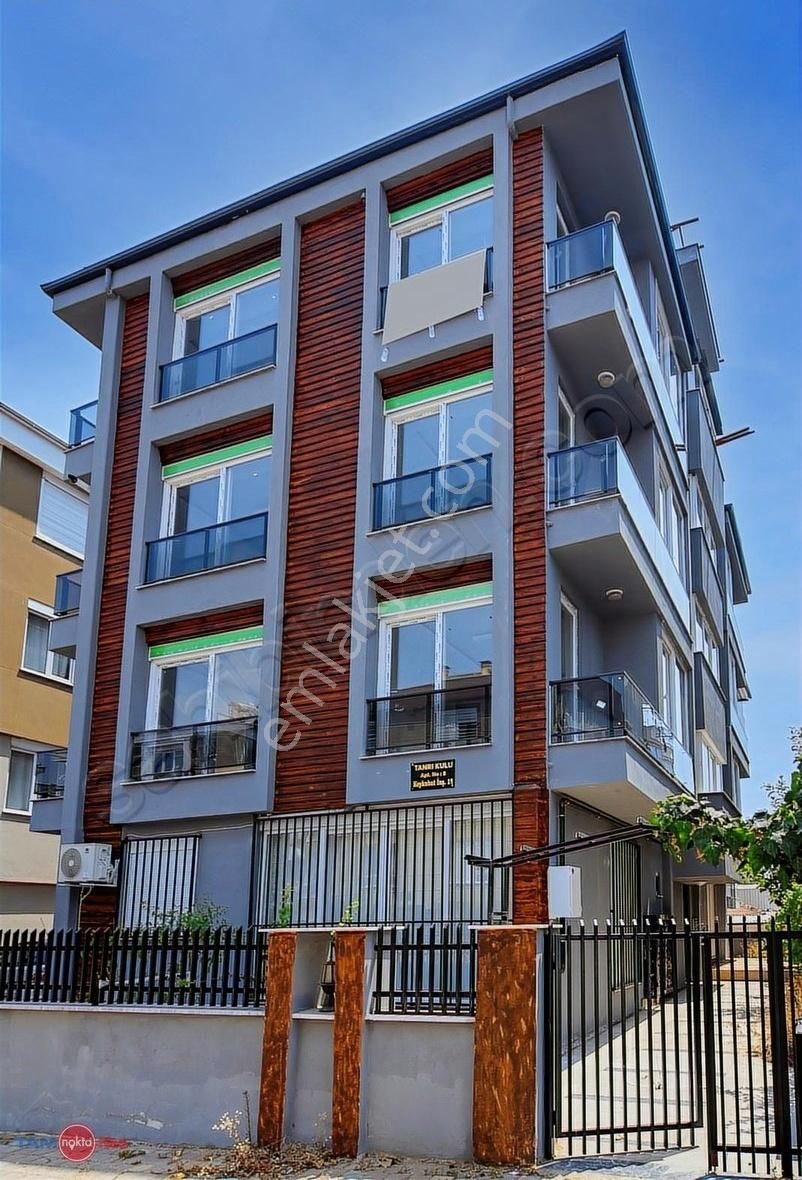 Kepez Karşıyaka Mah. Asansörlü Satılık 2+1 Daire
