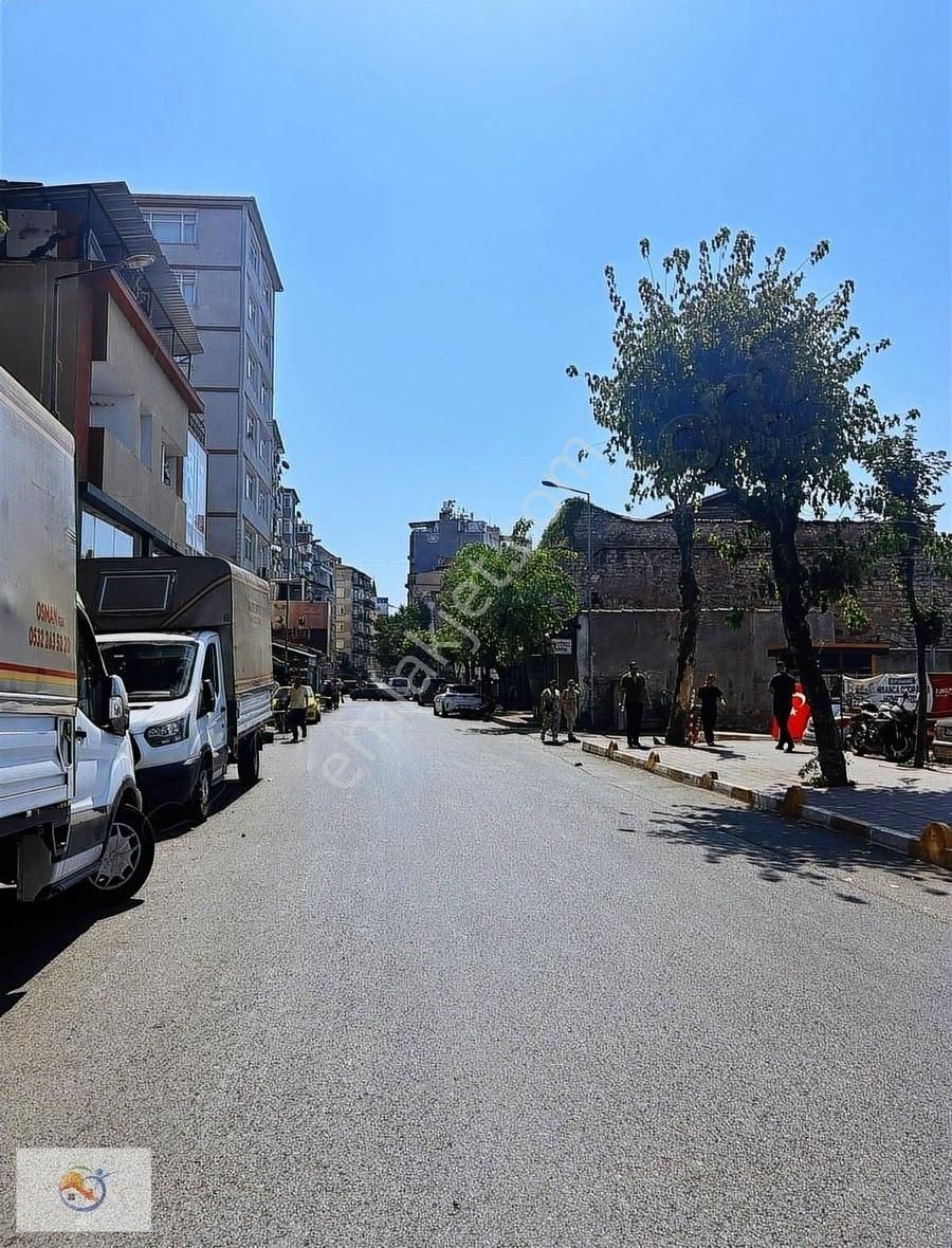 Laleli Nişanca Mh. Türkeli Caddesi 3+1 Satılık Daire