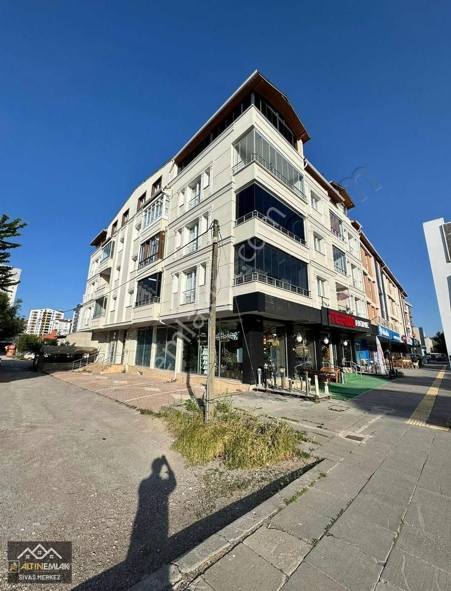 Altın Emlaktan 3+1 Satılık Daire