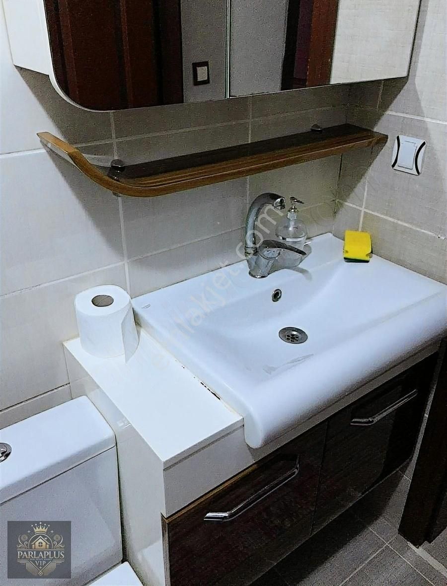 Demetgül Mahallesi Metro Yakını Eşyalı Kiralık 3+1**