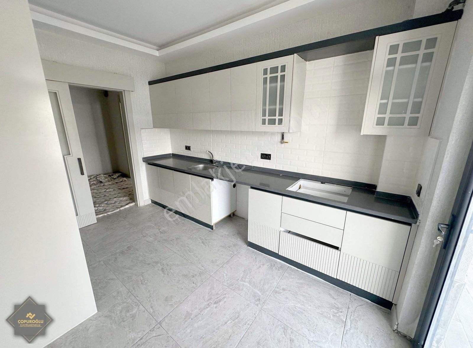 Yaşam Hastanesi Civarı Cadde Cephe Katbahçeli 2+1 Daire Fırsatı