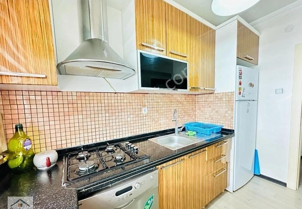 Çankayadan Çetin Emeç-hakimevi Yakını Full Mobilyalı 3+1 Kombili Süper Lüx Yapılı Giriş İskanlı