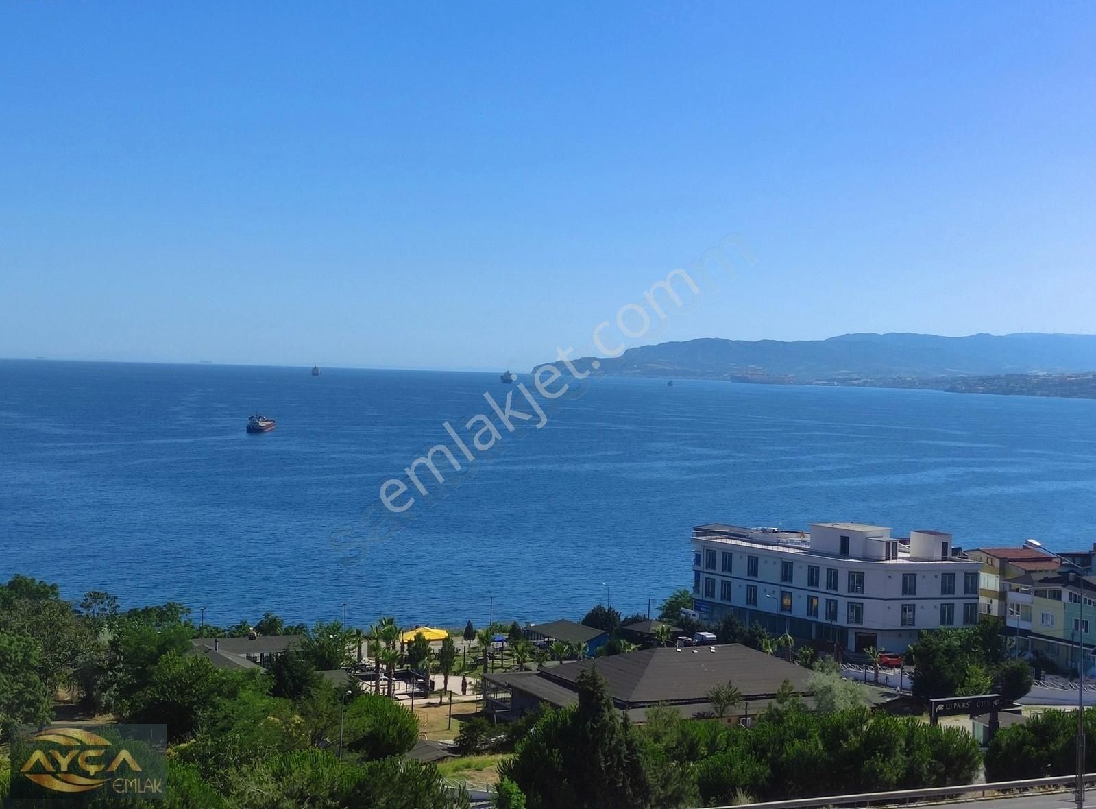 Mükemmel Deniz Manzaralı Ayçadan Kiralık 3+1siteiçi Arakat Daire