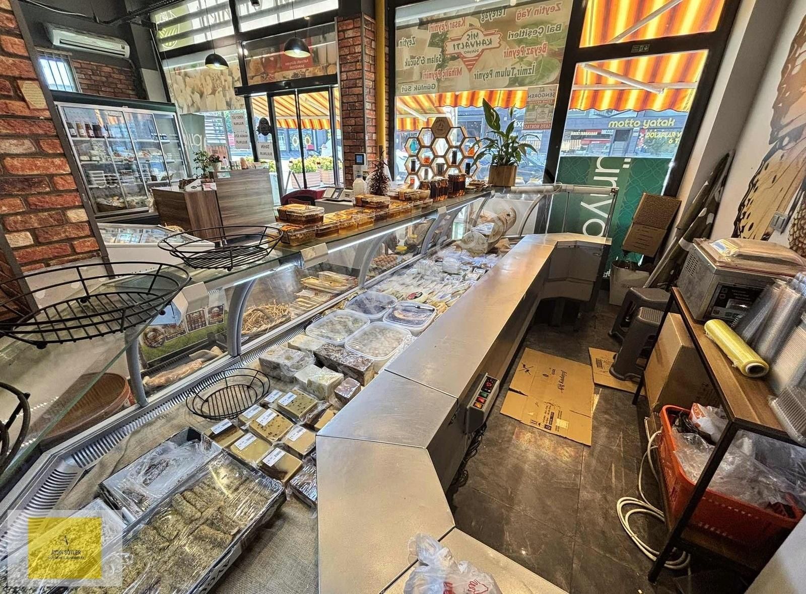 Acillll Hamitlerin En İşlek Cad Devren Şarküteri - Görsel 2