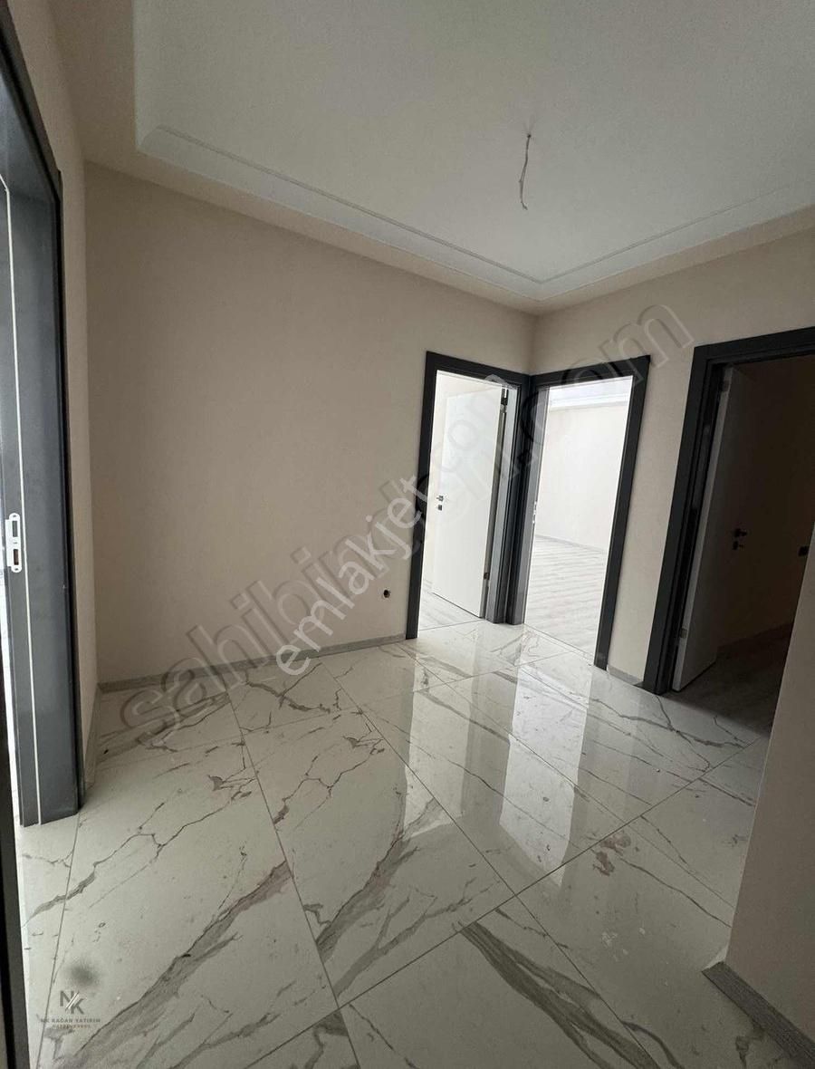 Ring Yolu Üzerinde Sıfır Satılık 2+1 Daire